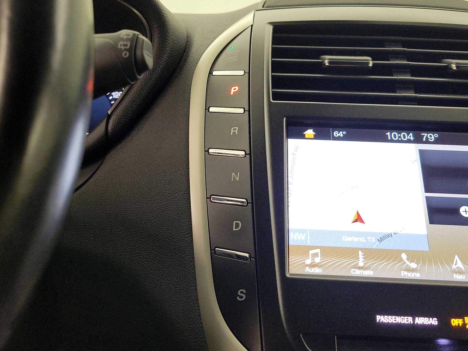 Thumbnail: 2018 Lincoln MKC - 17