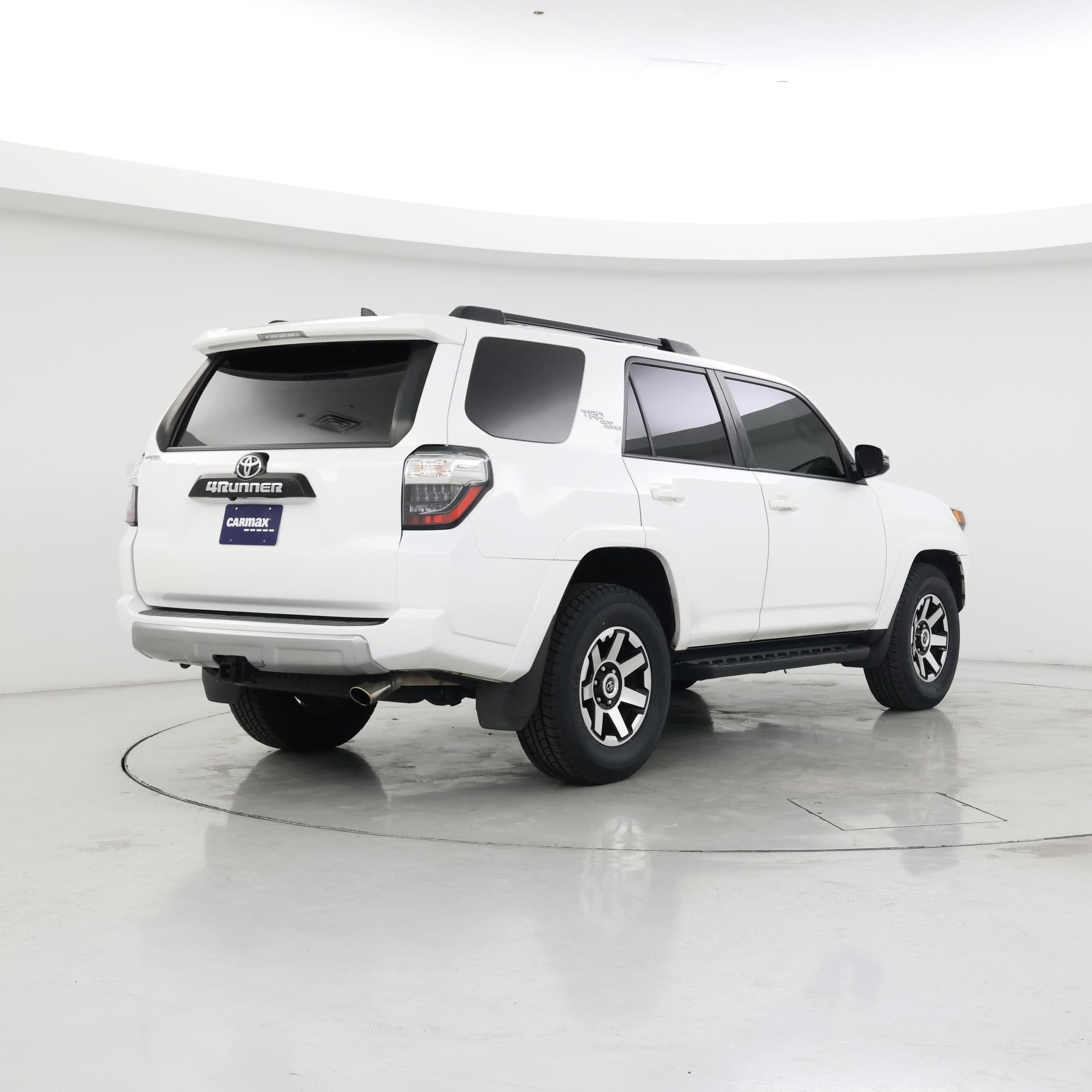 Thumbnail: 2022 Toyota 4Runner - 8