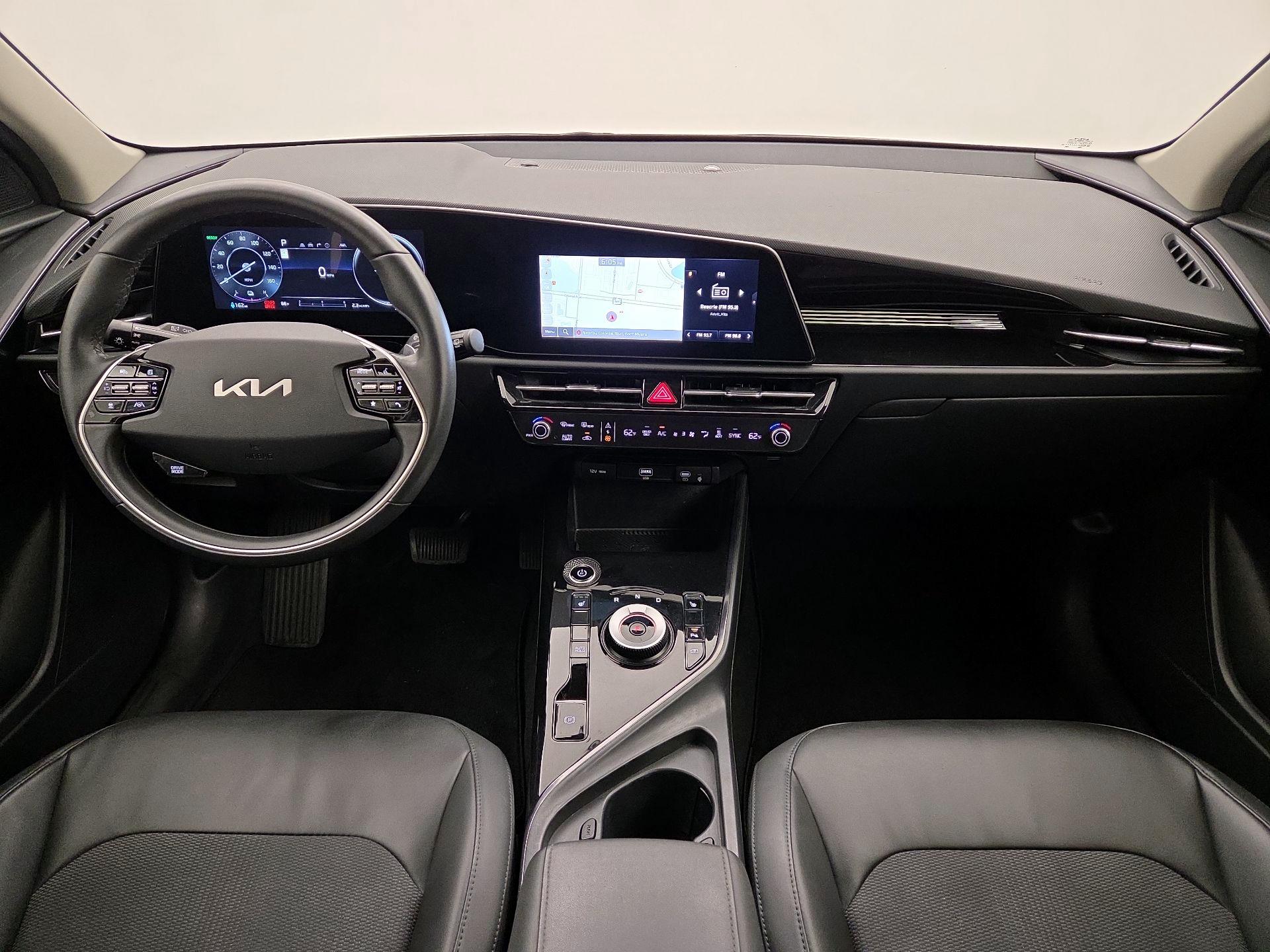 Thumbnail: 2023 Kia Niro - 9