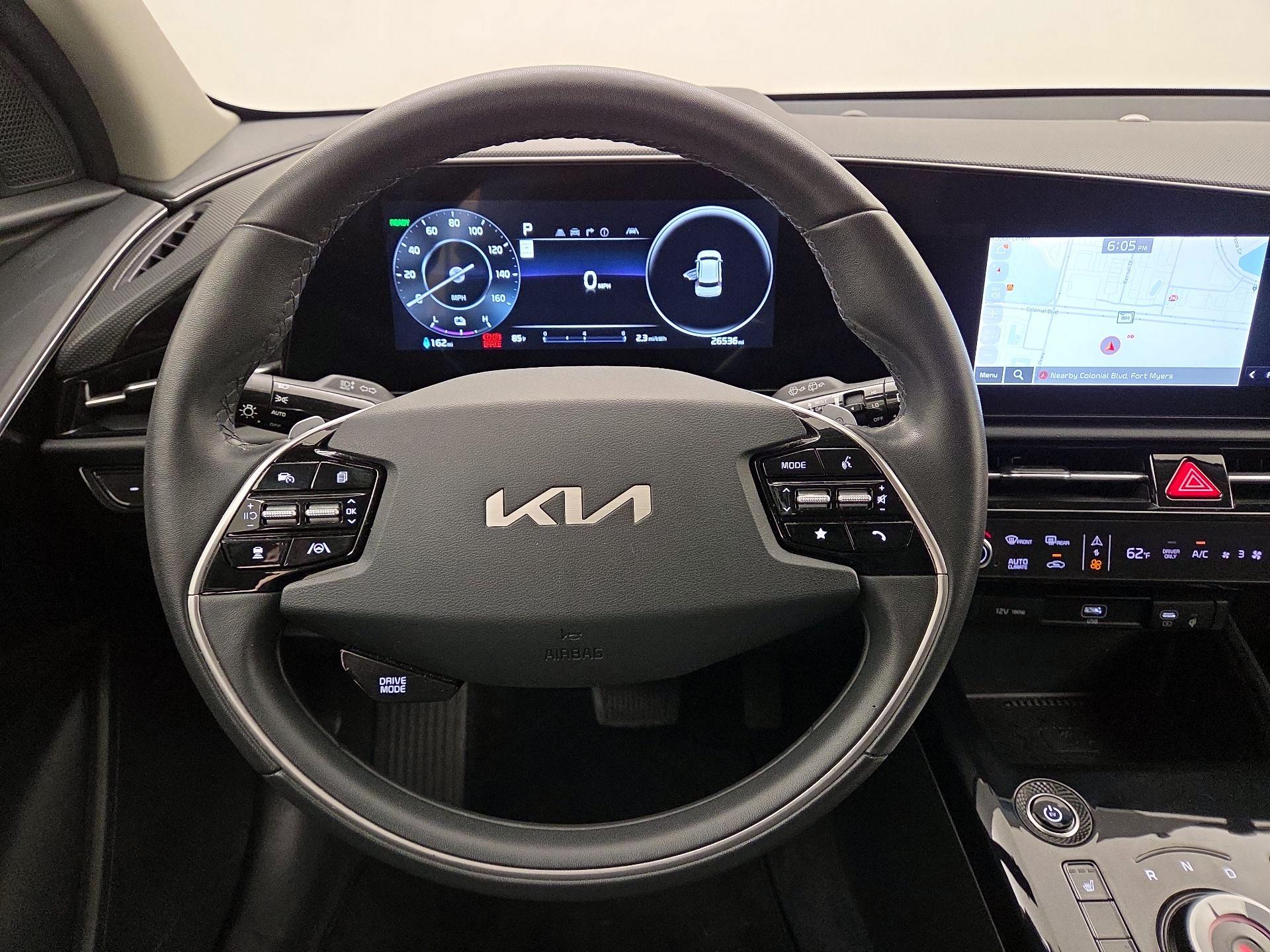 Thumbnail: 2023 Kia Niro - 10