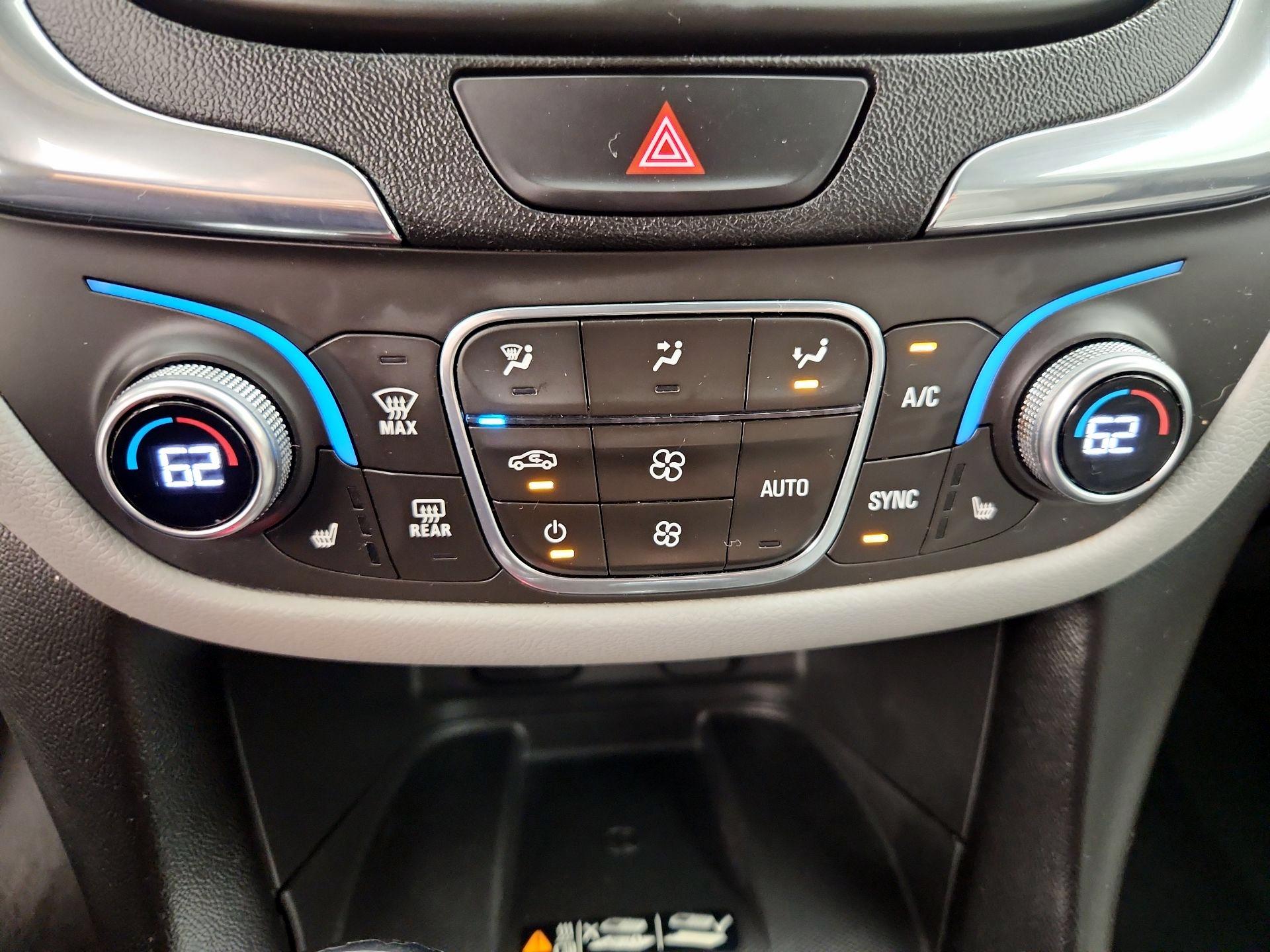 Thumbnail: 2018 Chevrolet Equinox - 16