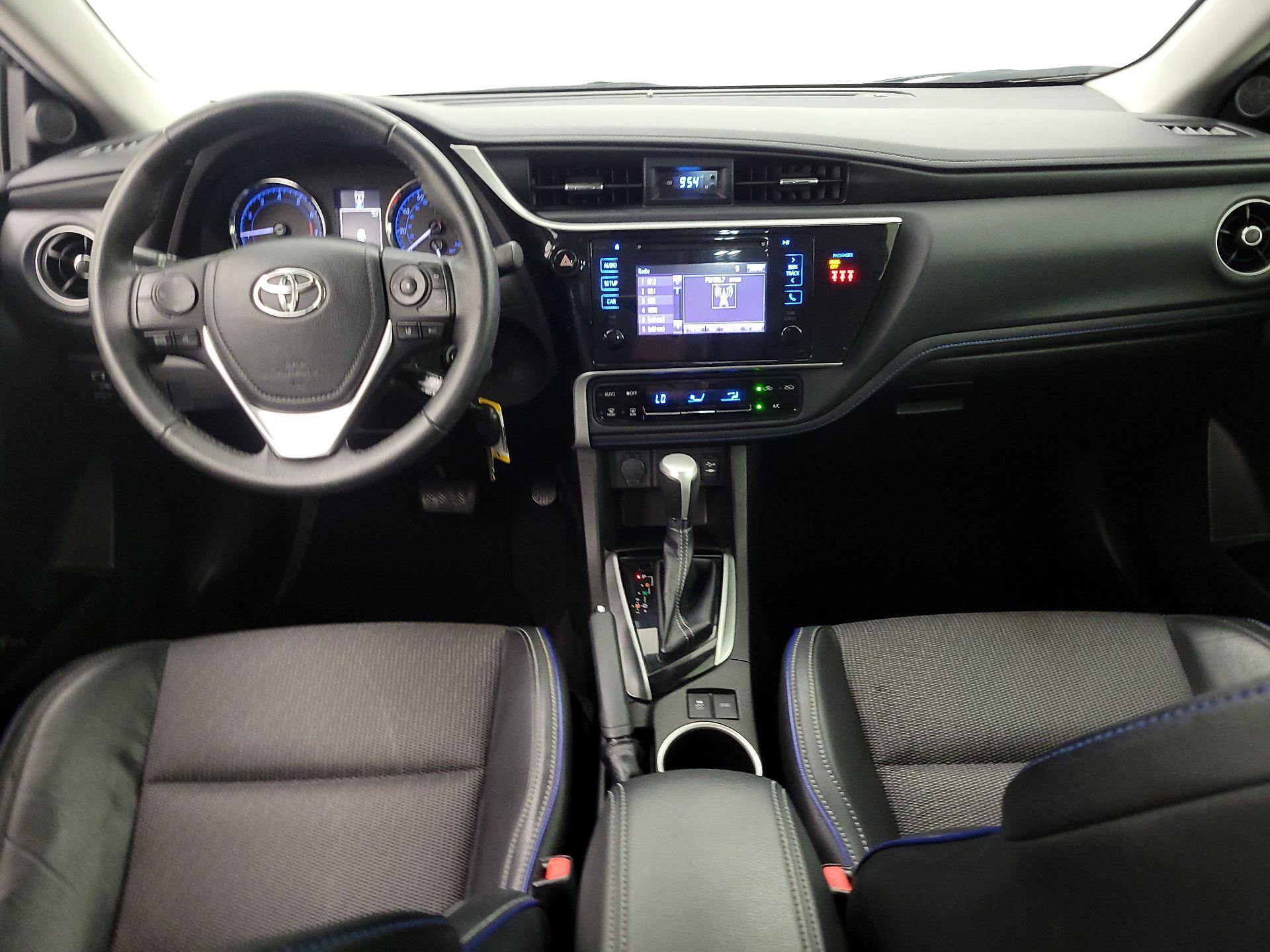 Thumbnail: 2018 Toyota Corolla - 9