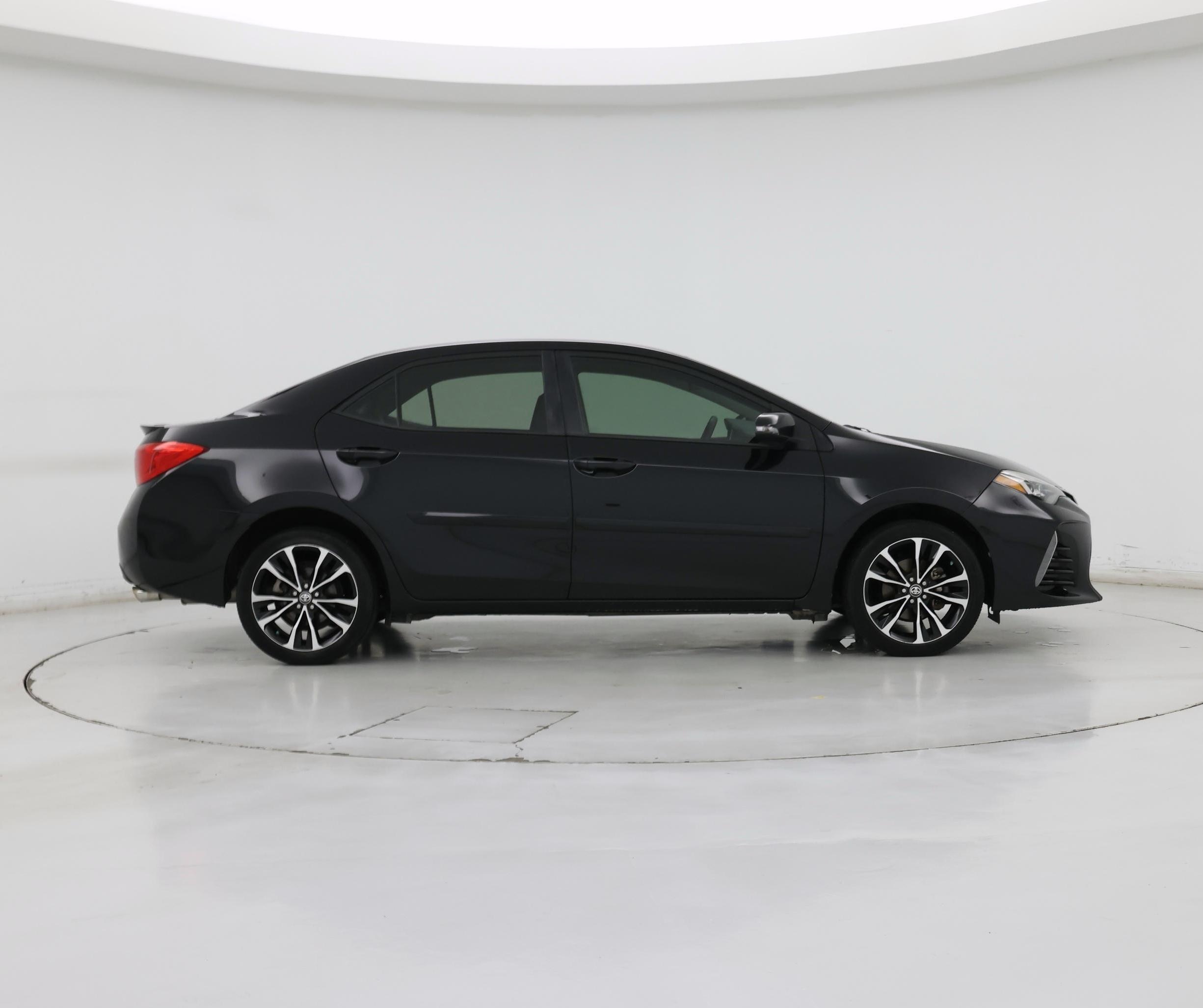 Thumbnail: 2018 Toyota Corolla - 7