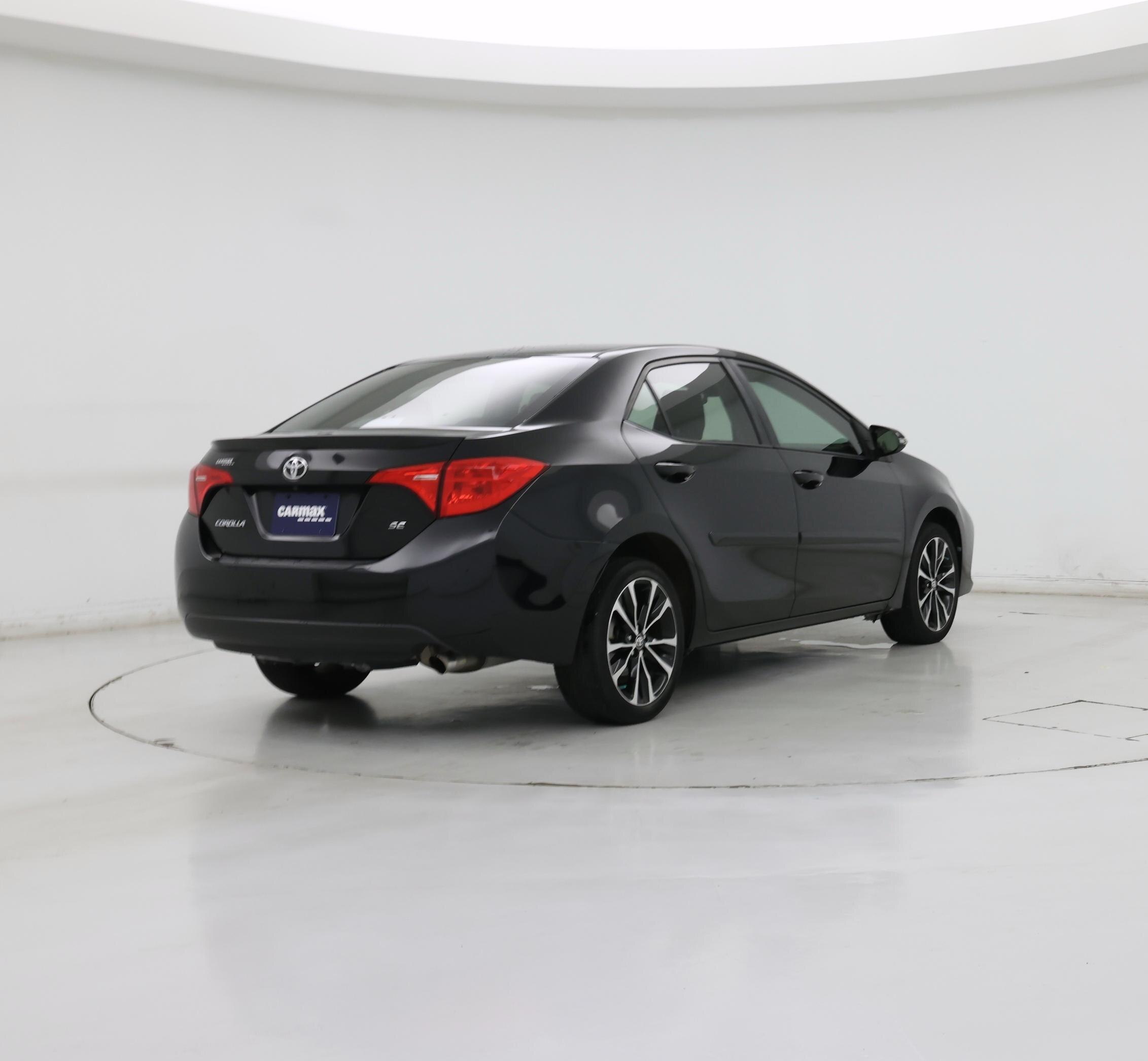 Thumbnail: 2018 Toyota Corolla - 8