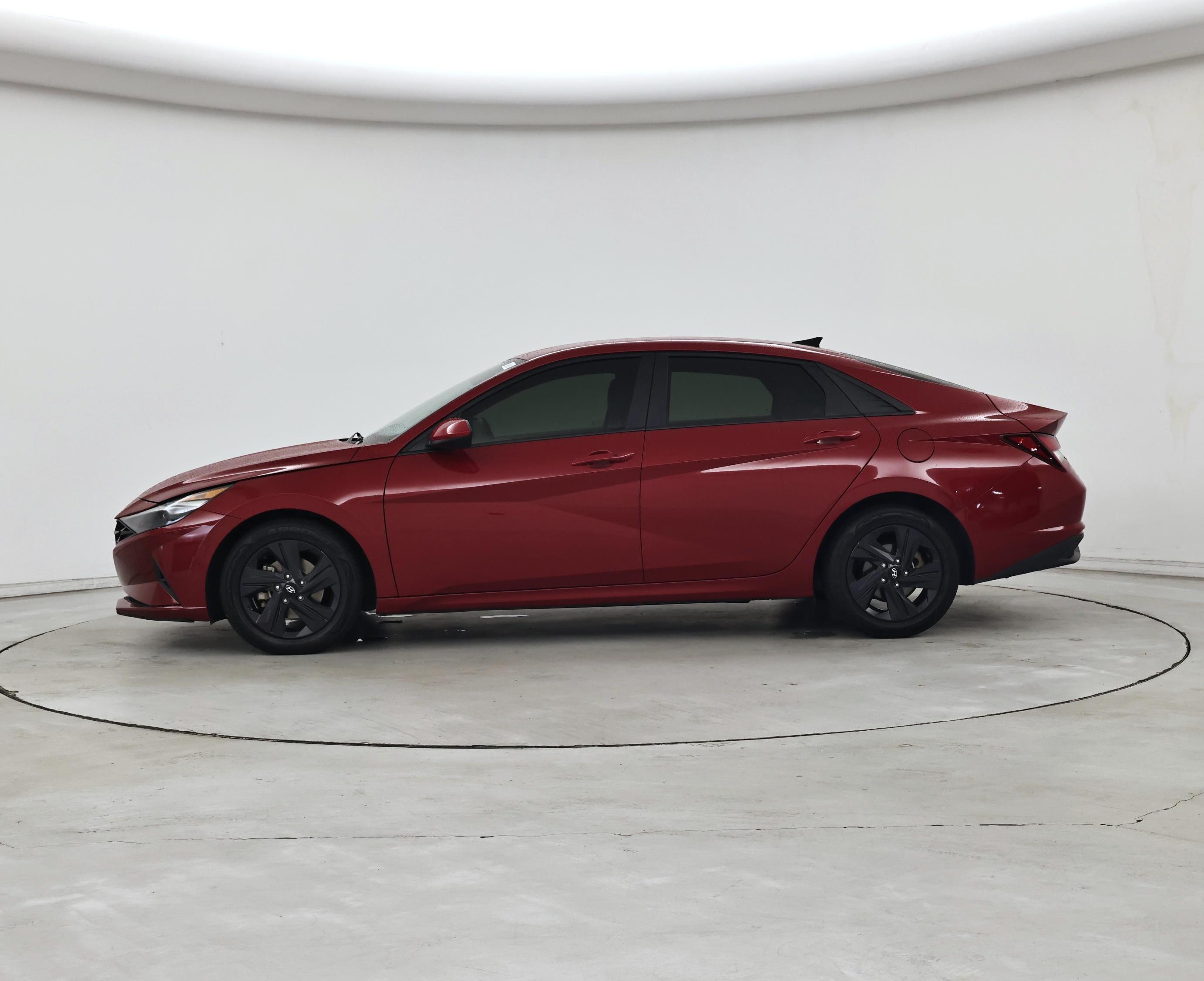 Thumbnail: 2023 Hyundai Elantra - 3