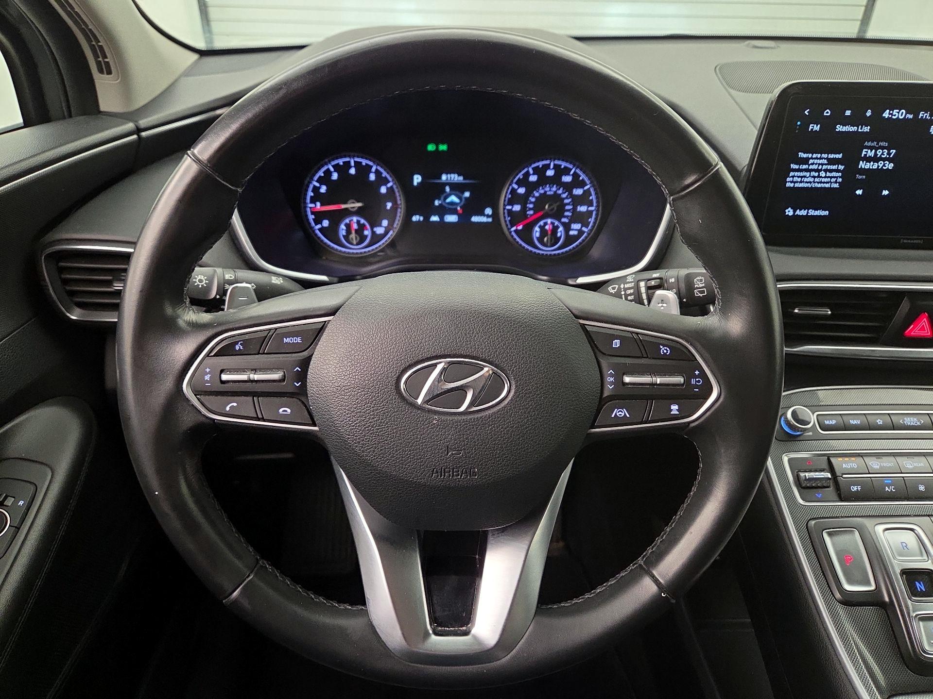 Thumbnail: 2023 Hyundai Santa Fe - 10