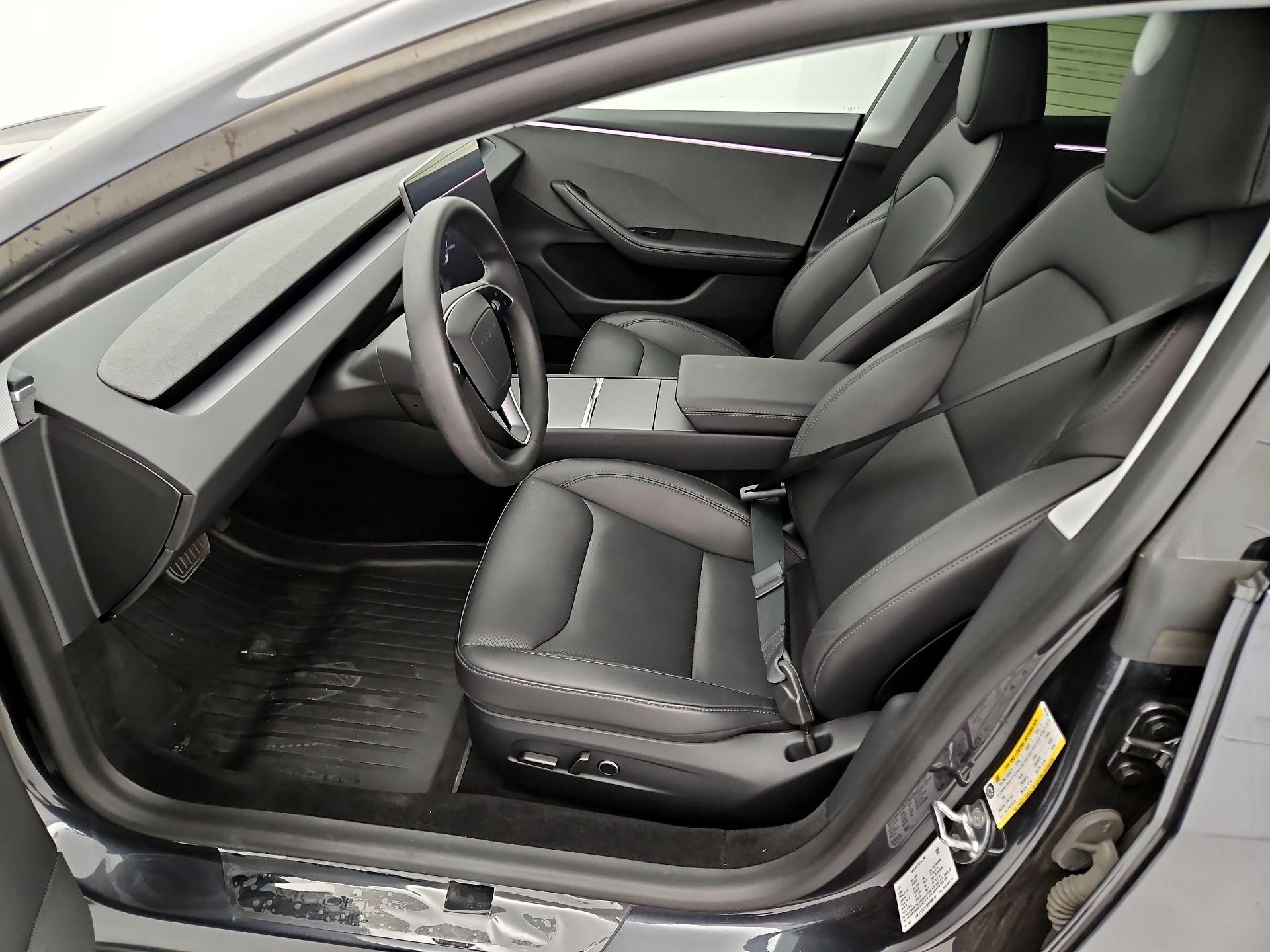 Thumbnail: 2025 Tesla Model 3 - 11