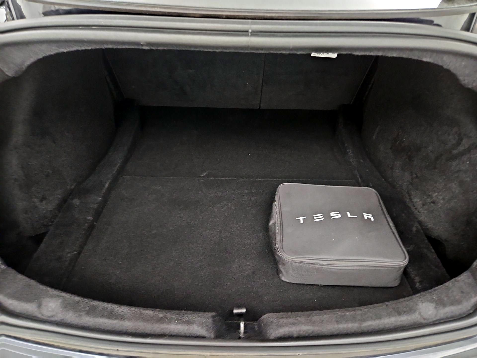 Thumbnail: 2025 Tesla Model 3 - 20