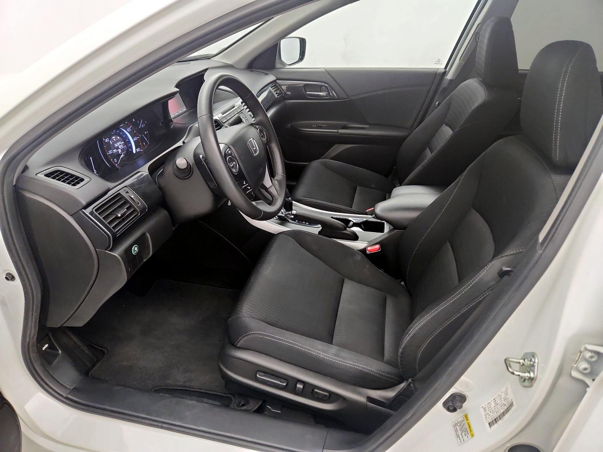 Thumbnail: 2015 Honda Accord - 11