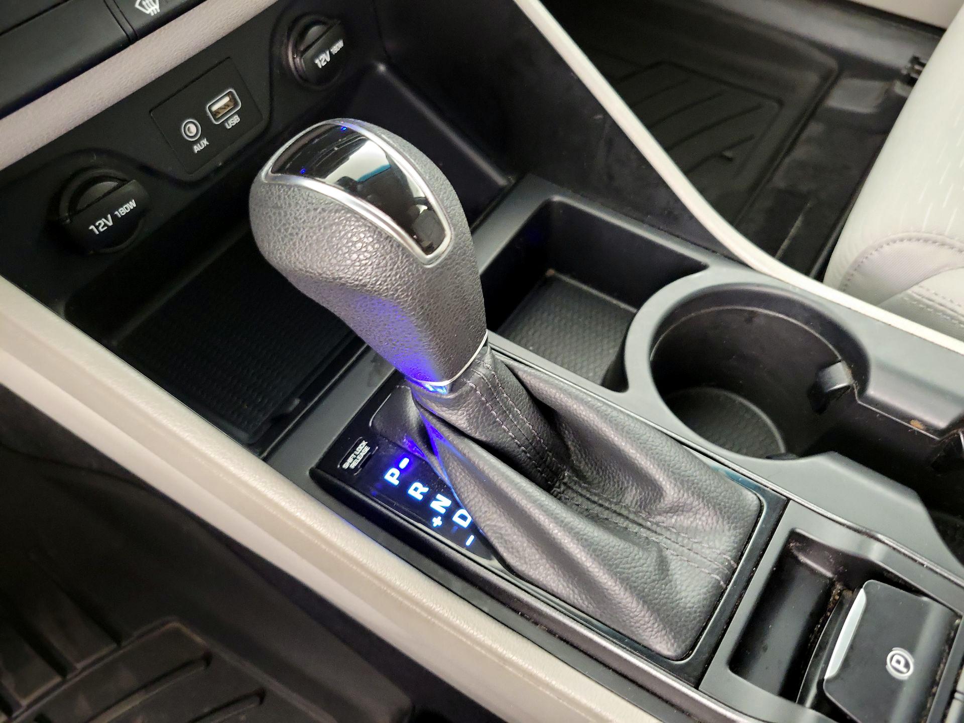 Thumbnail: 2019 Hyundai Tucson - 17