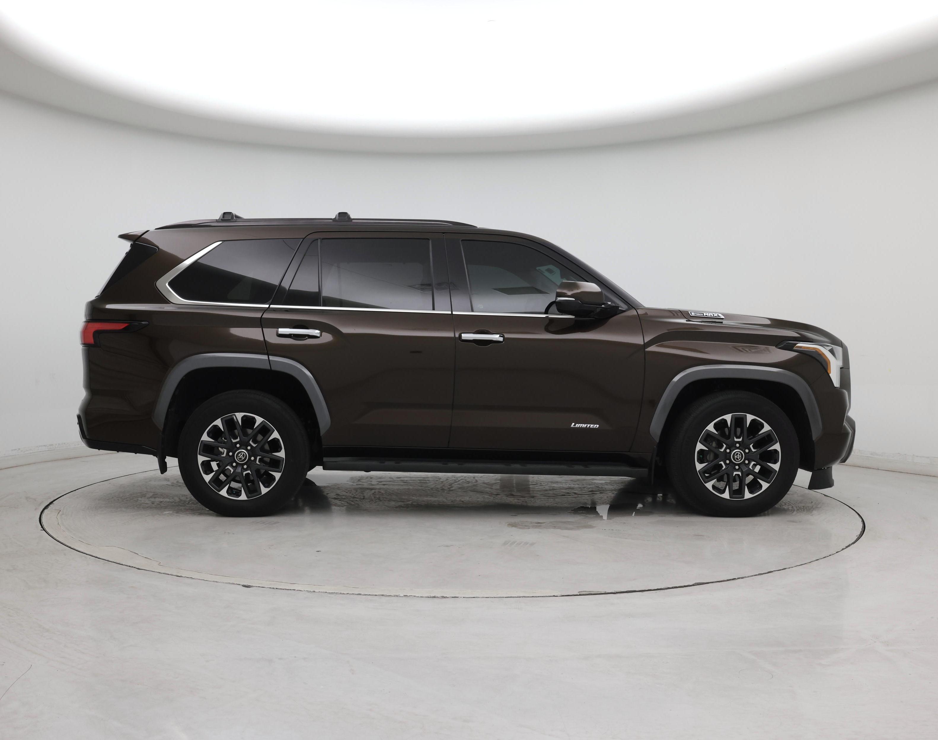 Thumbnail: 2023 Toyota Sequoia - 7