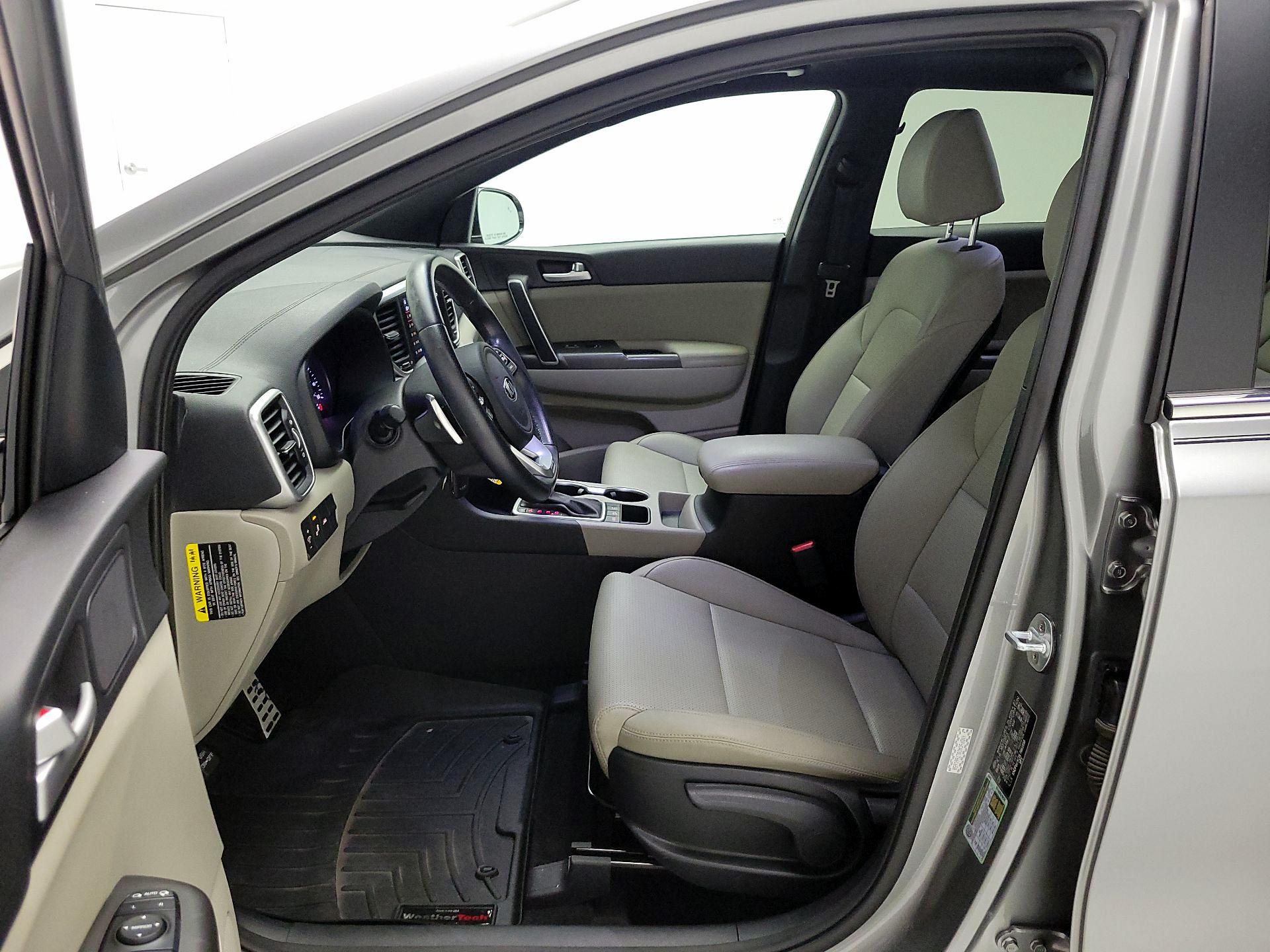 Thumbnail: 2020 Kia Sportage - 11