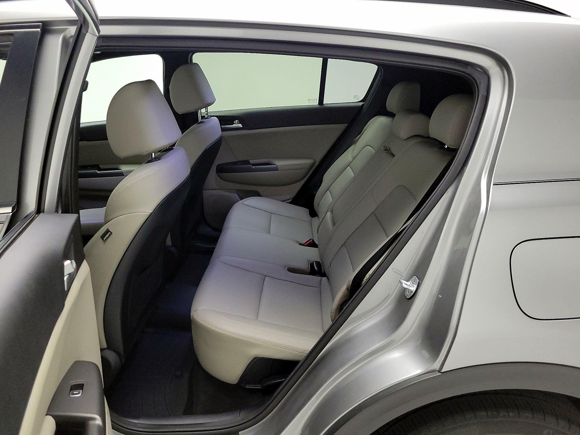 Thumbnail: 2020 Kia Sportage - 17