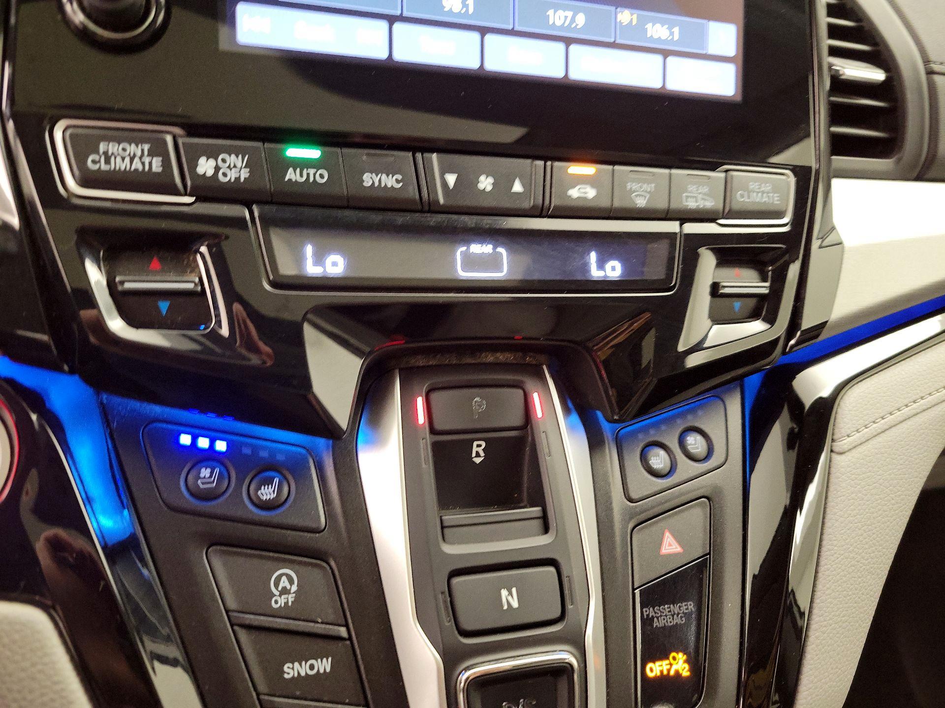 Thumbnail: 2019 Honda Odyssey - 17