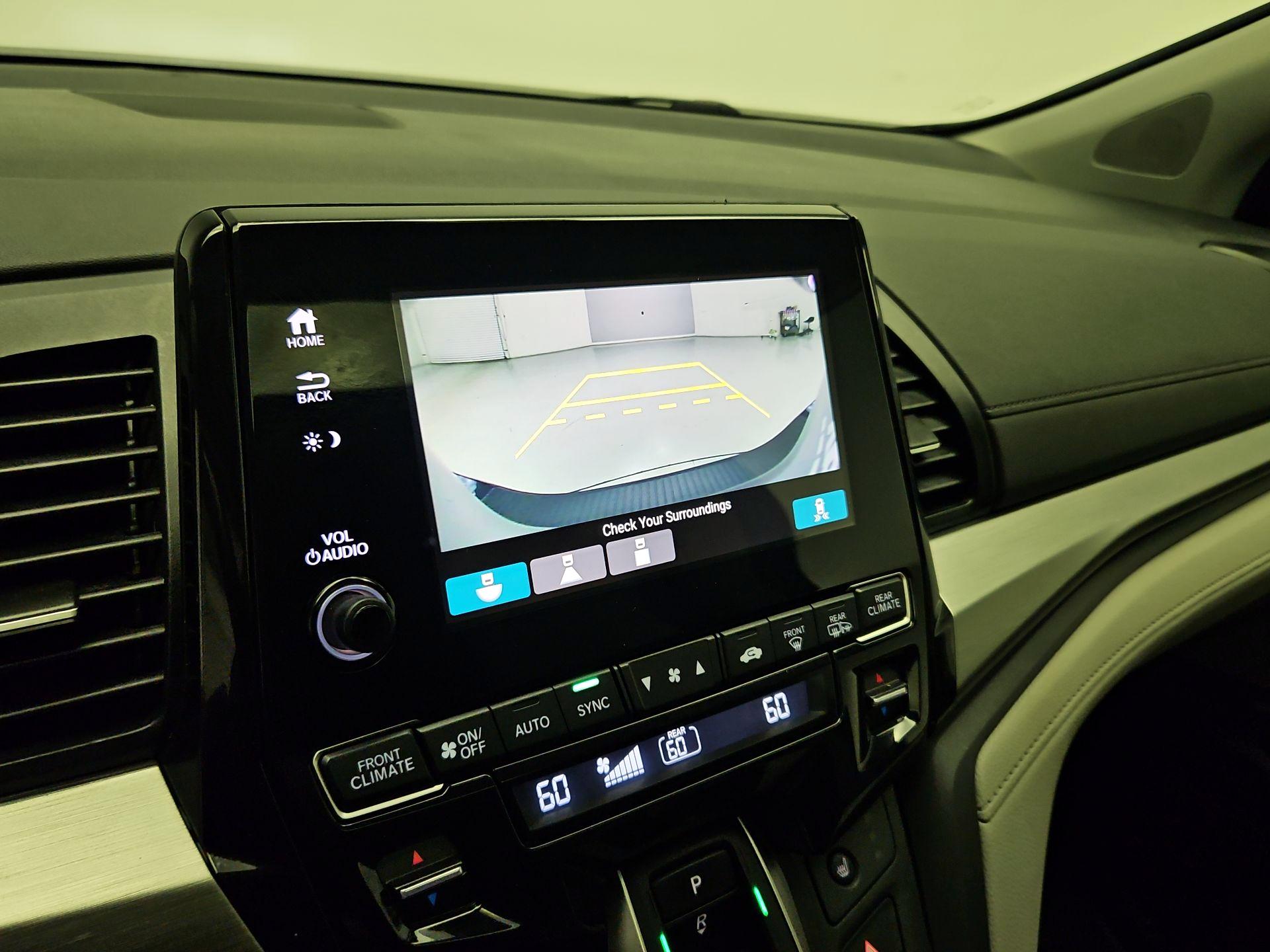 Thumbnail: 2021 Honda Odyssey - 14