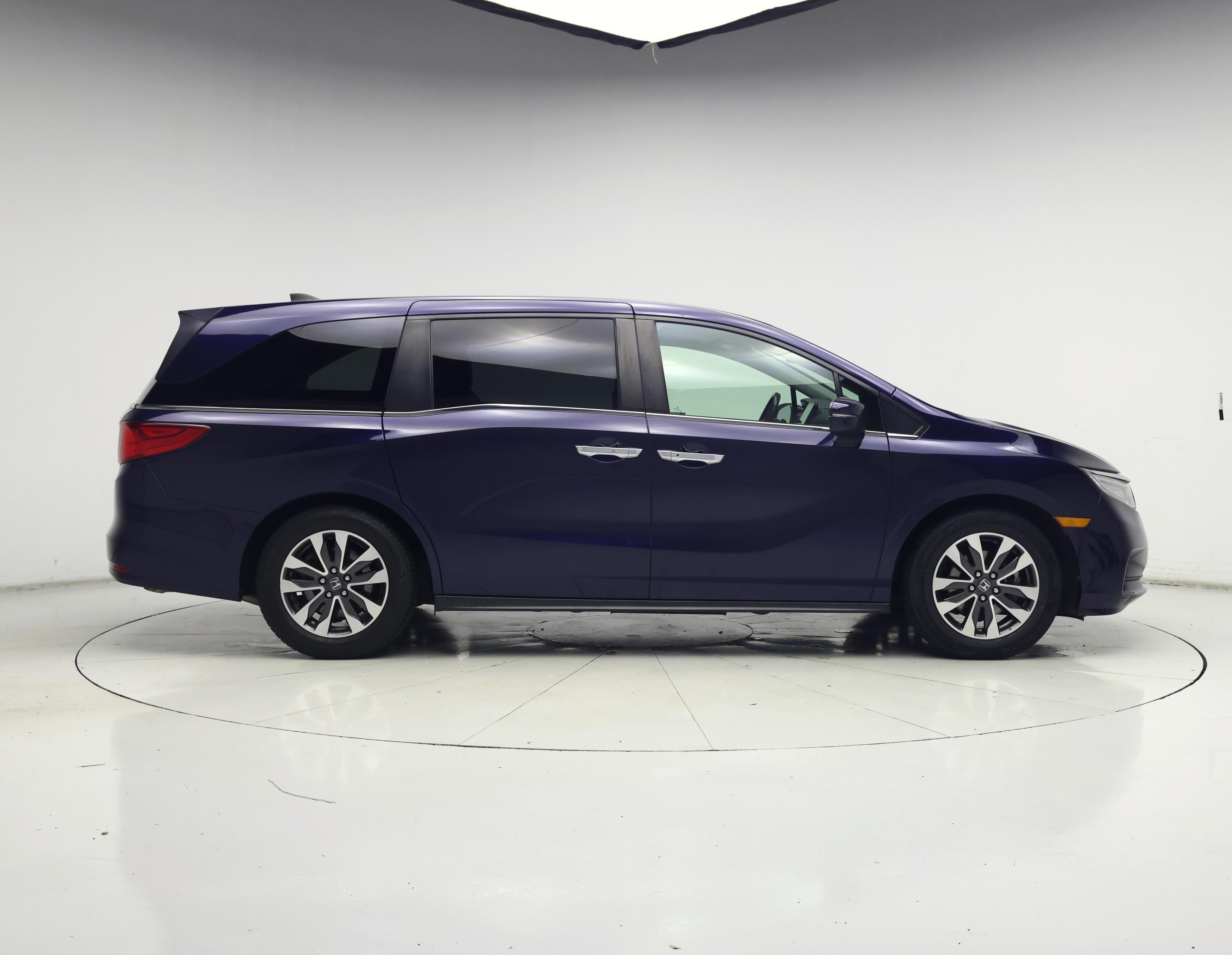 Thumbnail: 2021 Honda Odyssey - 7