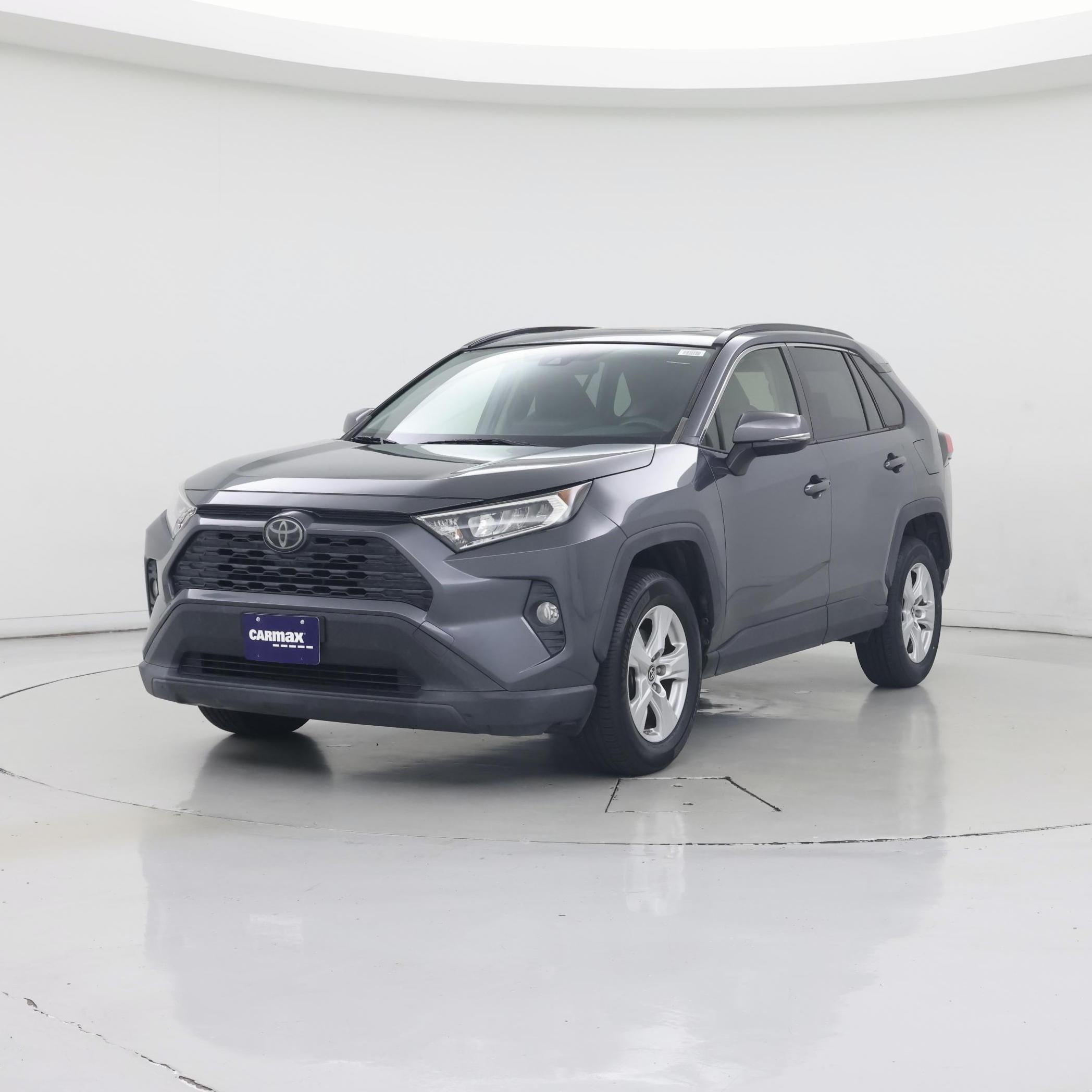 Thumbnail: 2019 Toyota RAV4 - 4