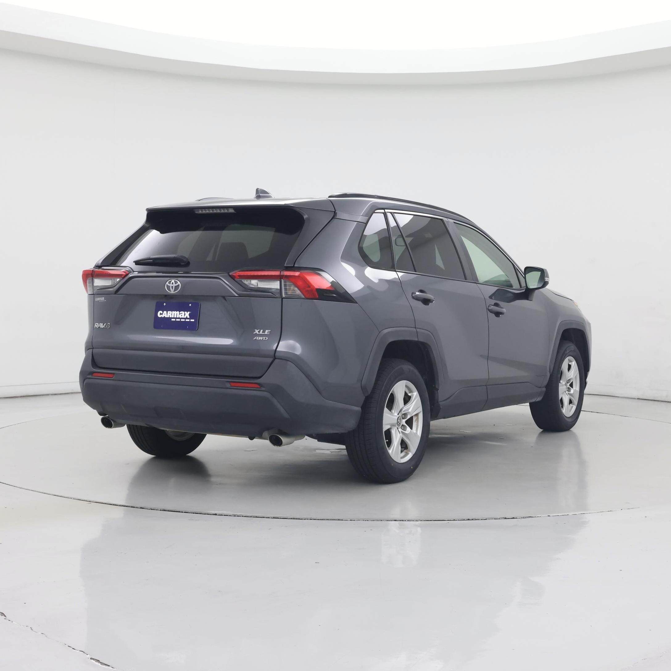 Thumbnail: 2019 Toyota RAV4 - 8