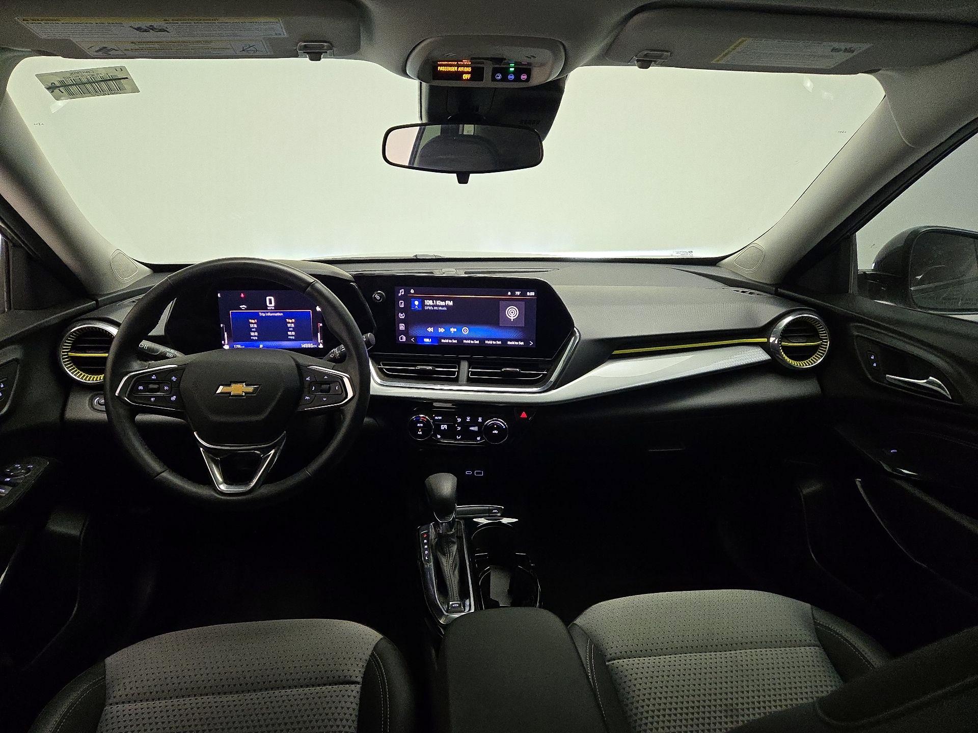 Thumbnail: 2025 Chevrolet Trax - 9
