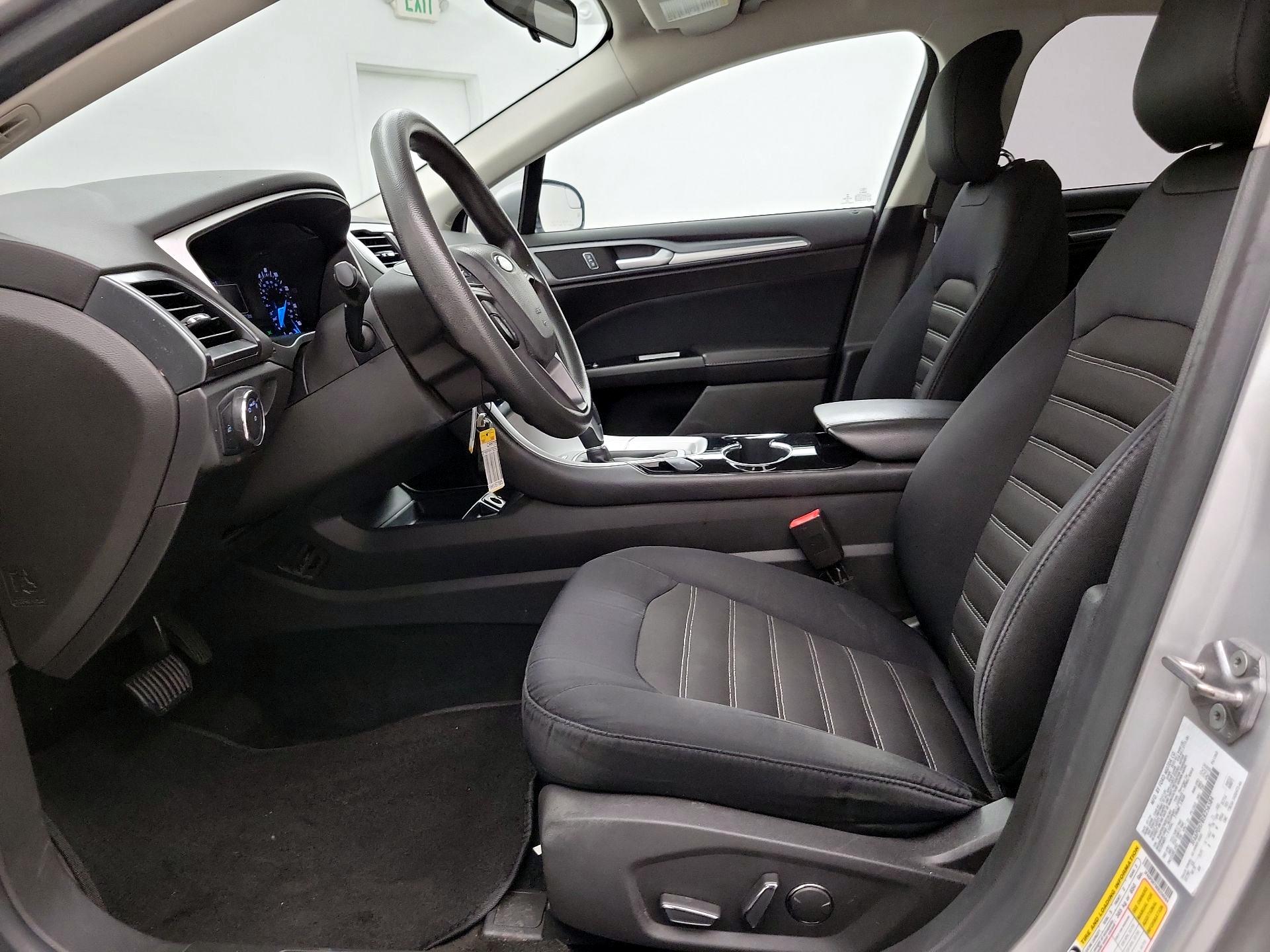 Thumbnail: 2014 Ford Fusion - 9