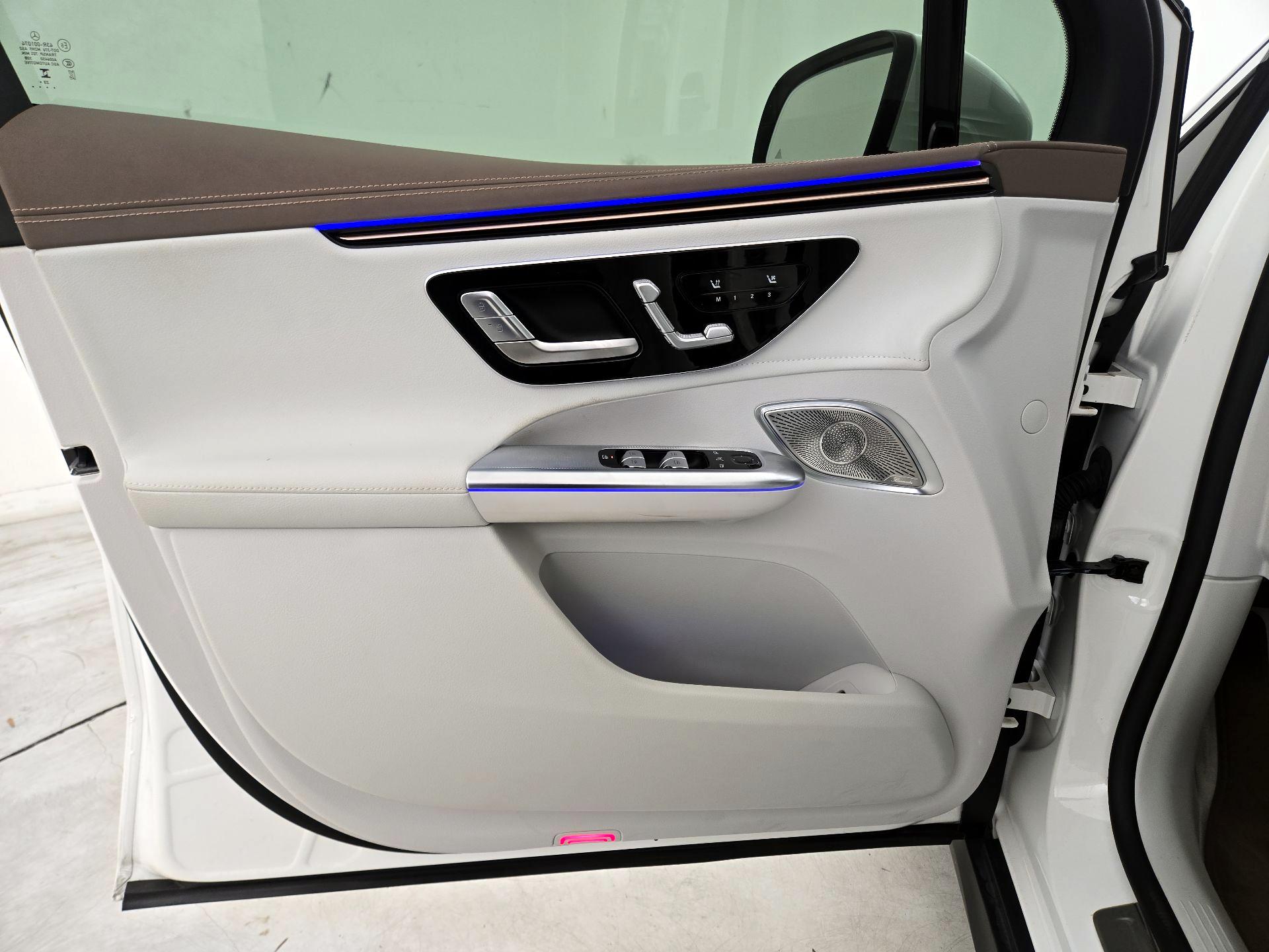 Thumbnail: 2024 Mercedes-Benz EQE - 12