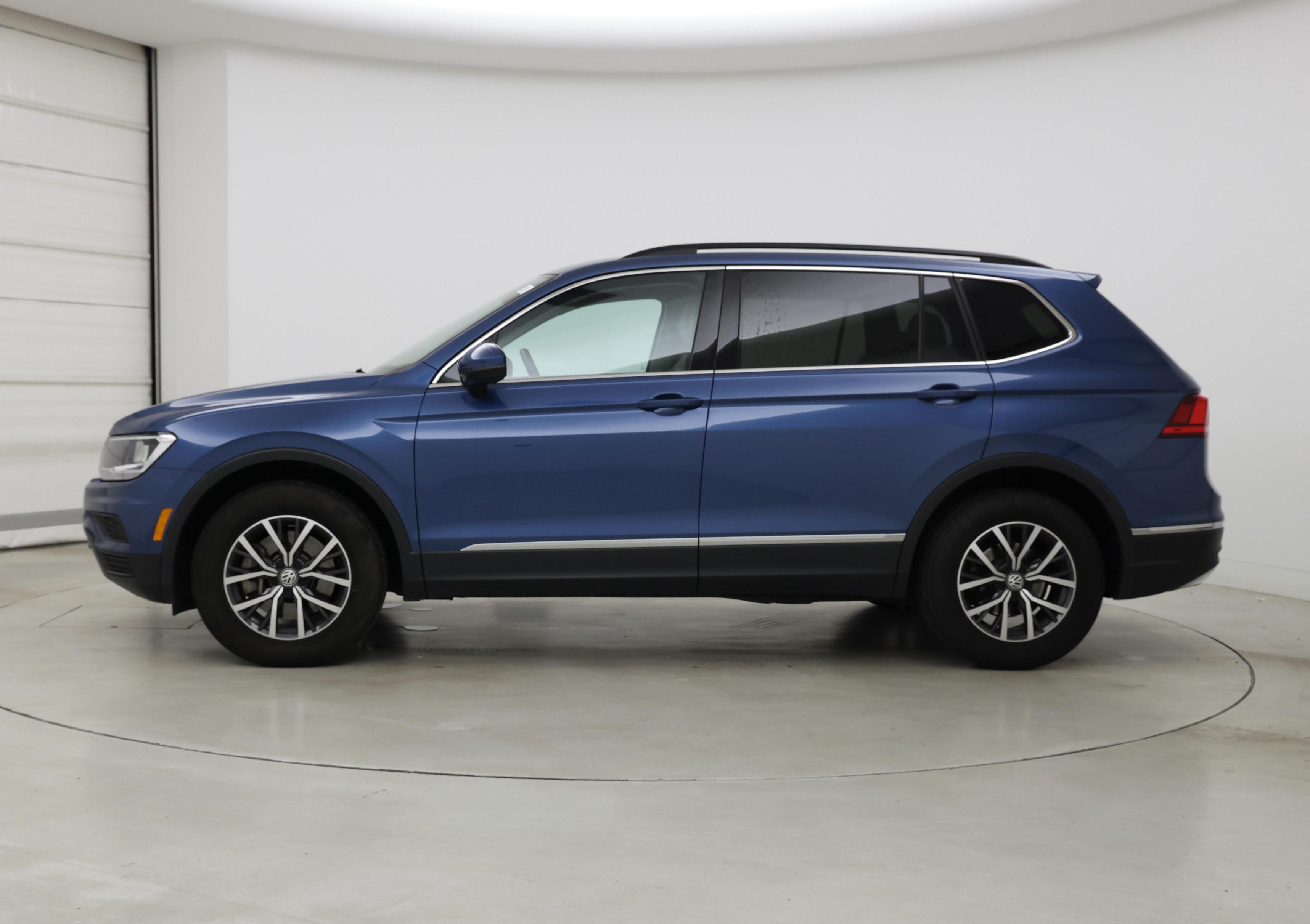 Thumbnail: 2020 Volkswagen Tiguan - 3