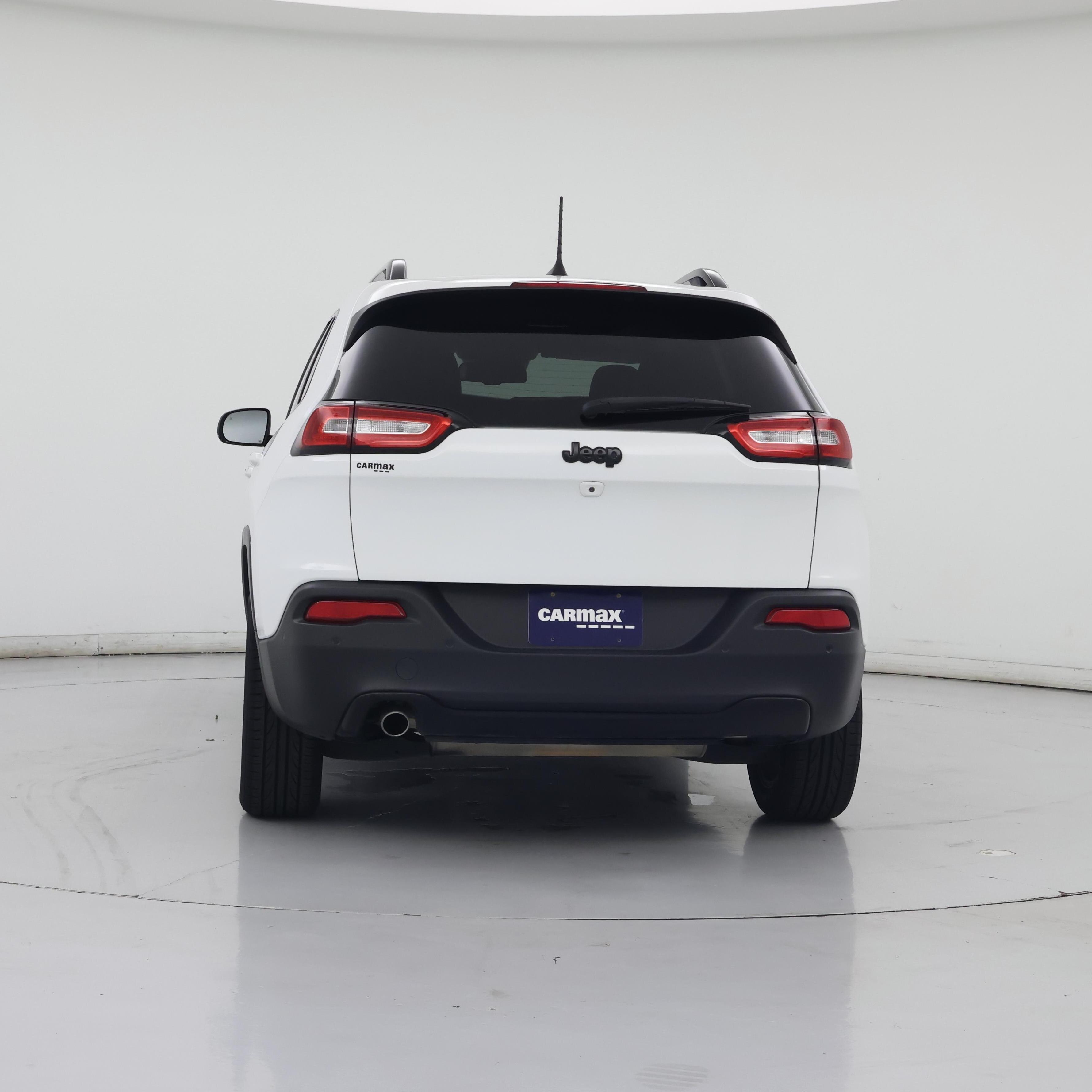 Thumbnail: 2018 Jeep Cherokee - 6