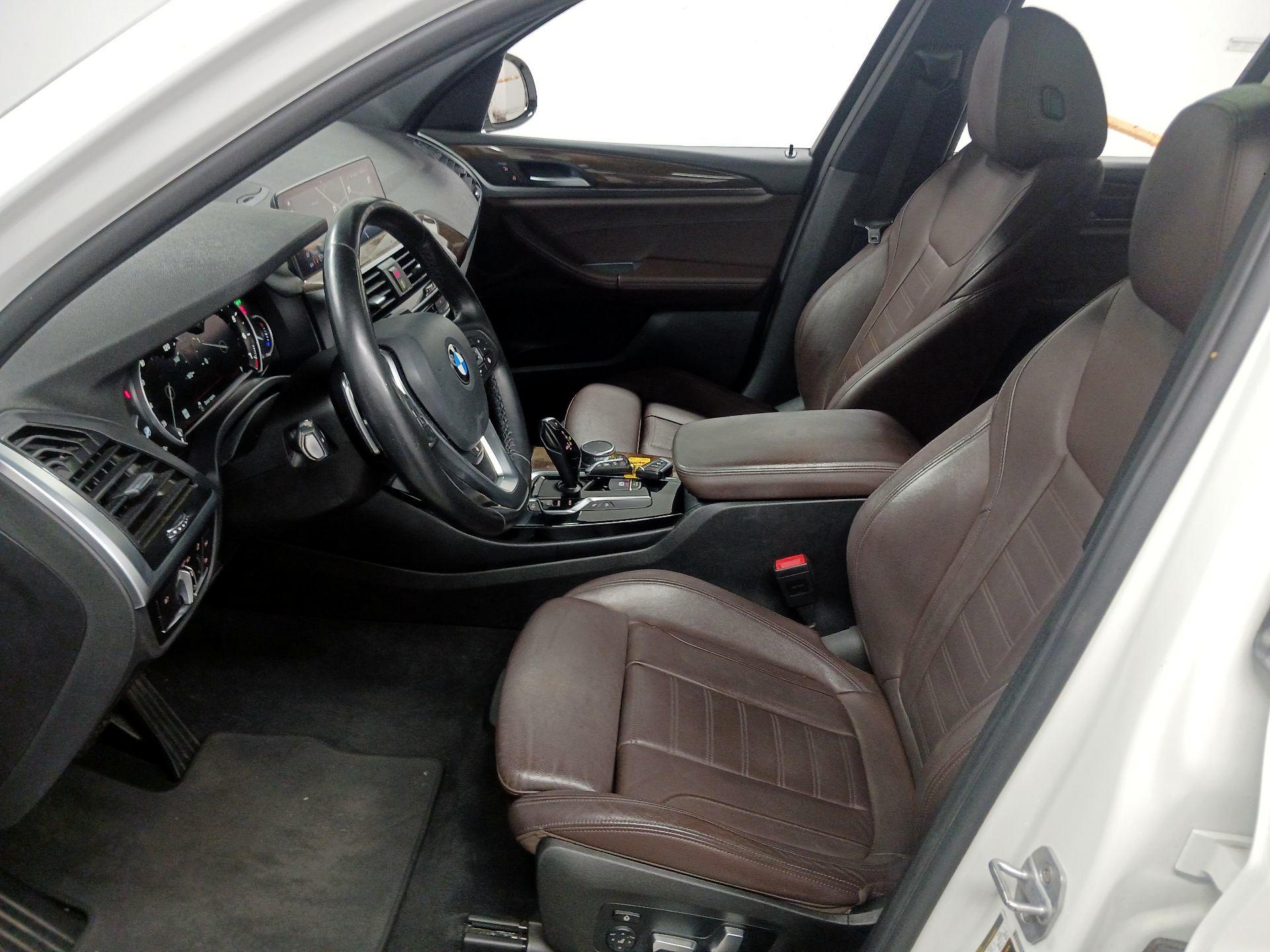 Thumbnail: 2018 BMW X3 - 9