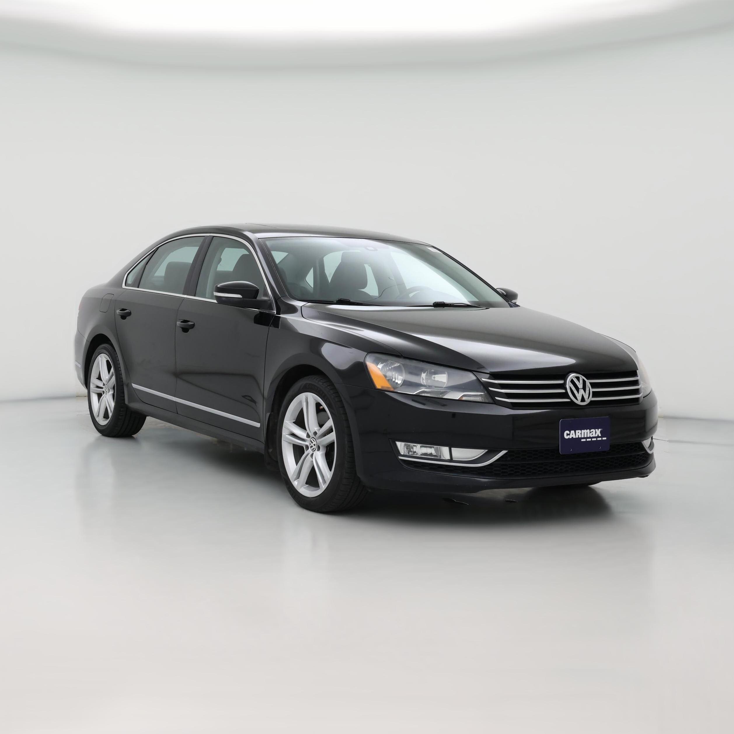 Thumbnail: 2015 Volkswagen Passat - 1