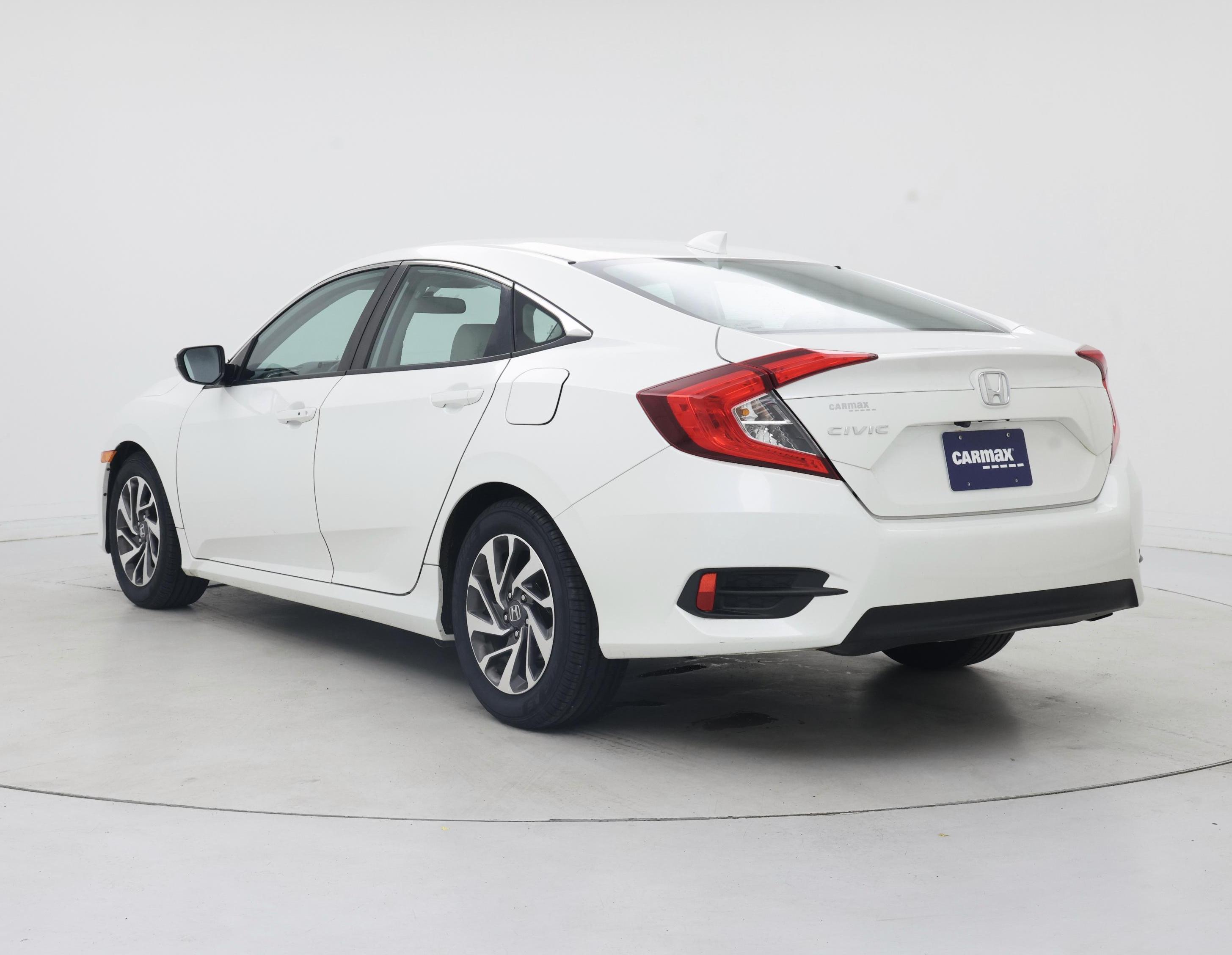 Thumbnail: 2017 Honda Civic - 2