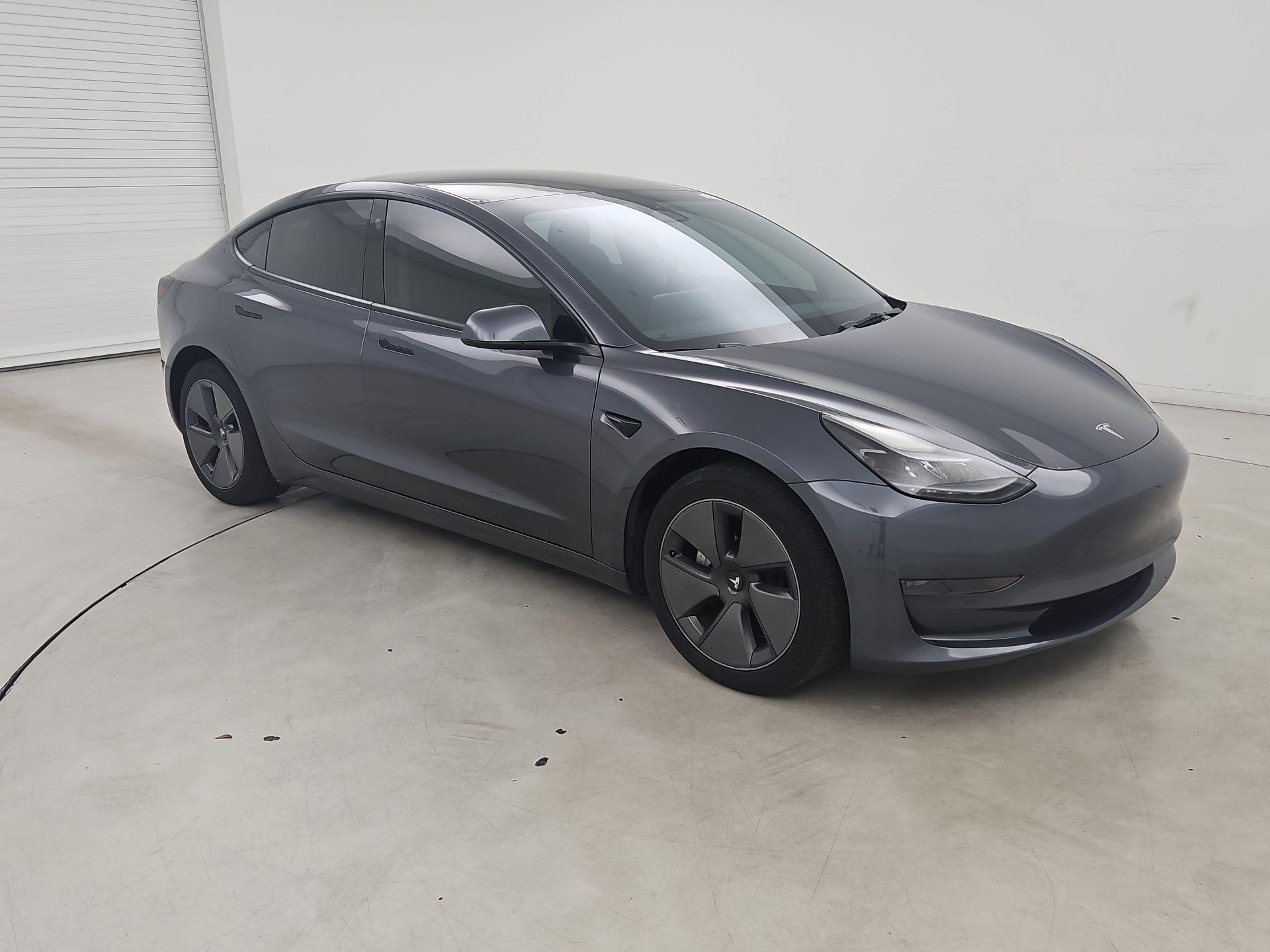 Thumbnail: 2023 Tesla Model 3 - 1