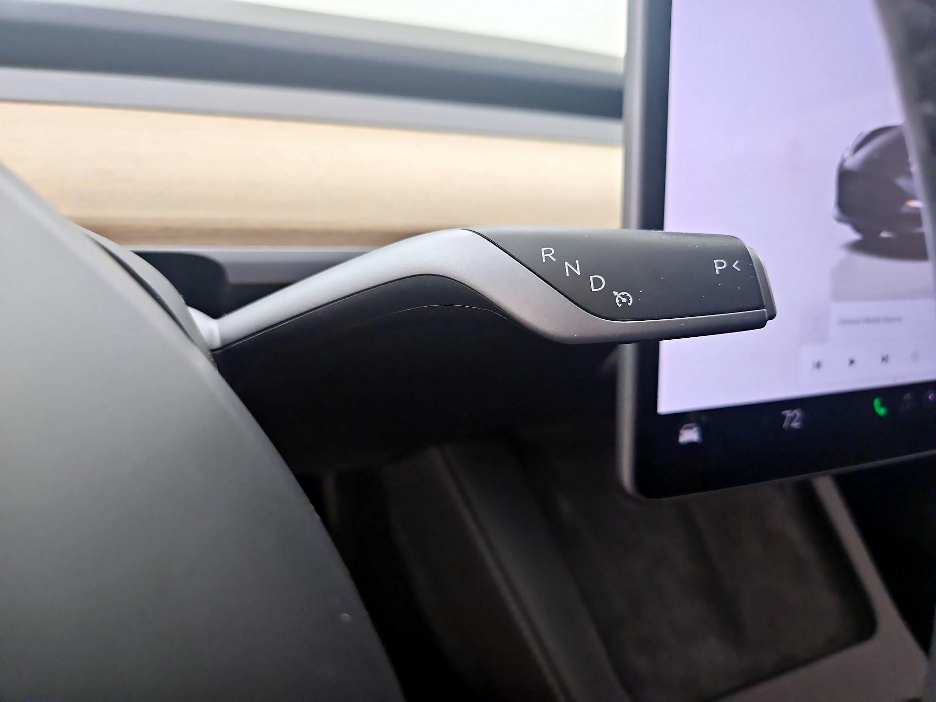 Thumbnail: 2023 Tesla Model 3 - 16