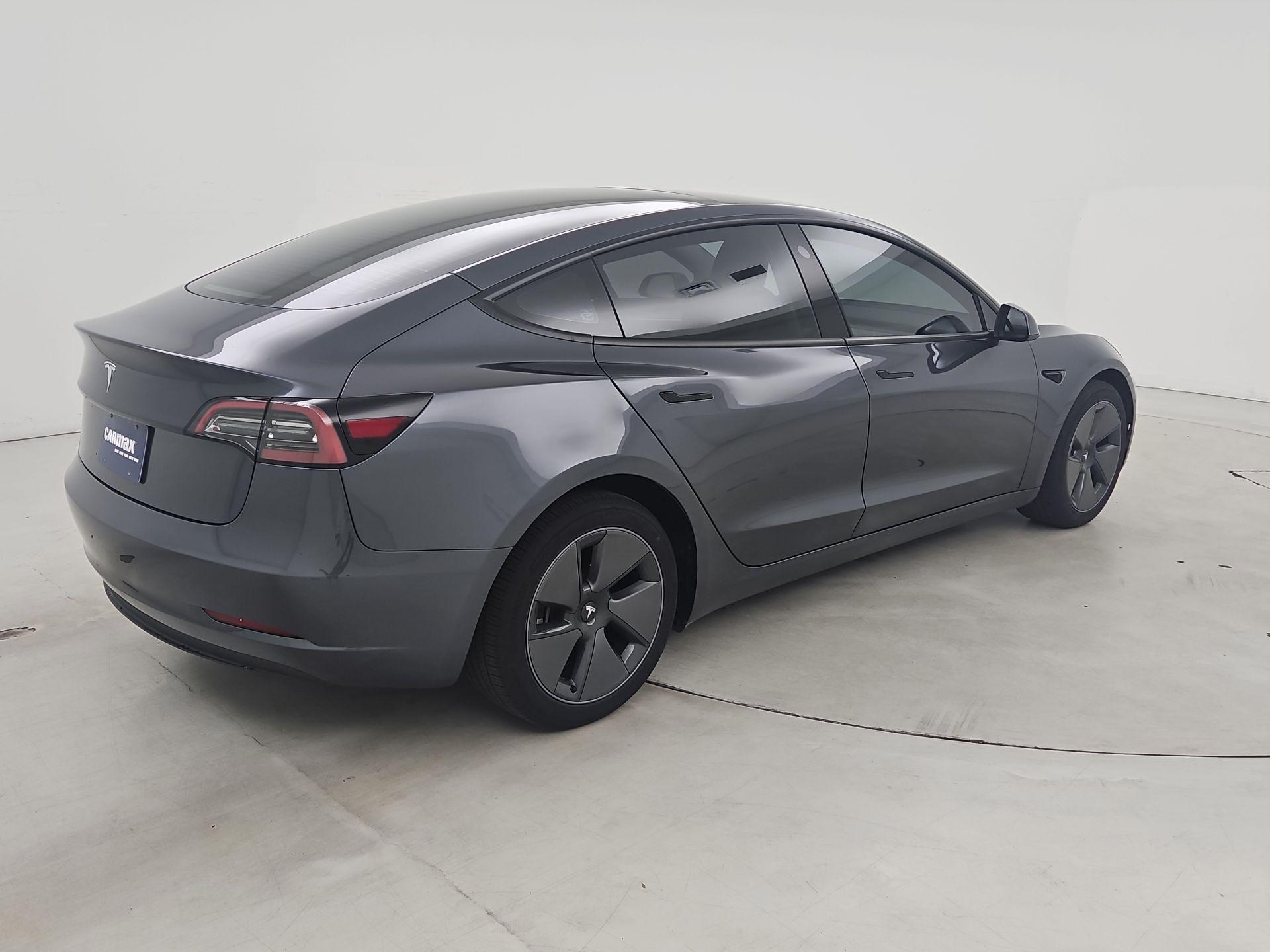 Thumbnail: 2023 Tesla Model 3 - 5