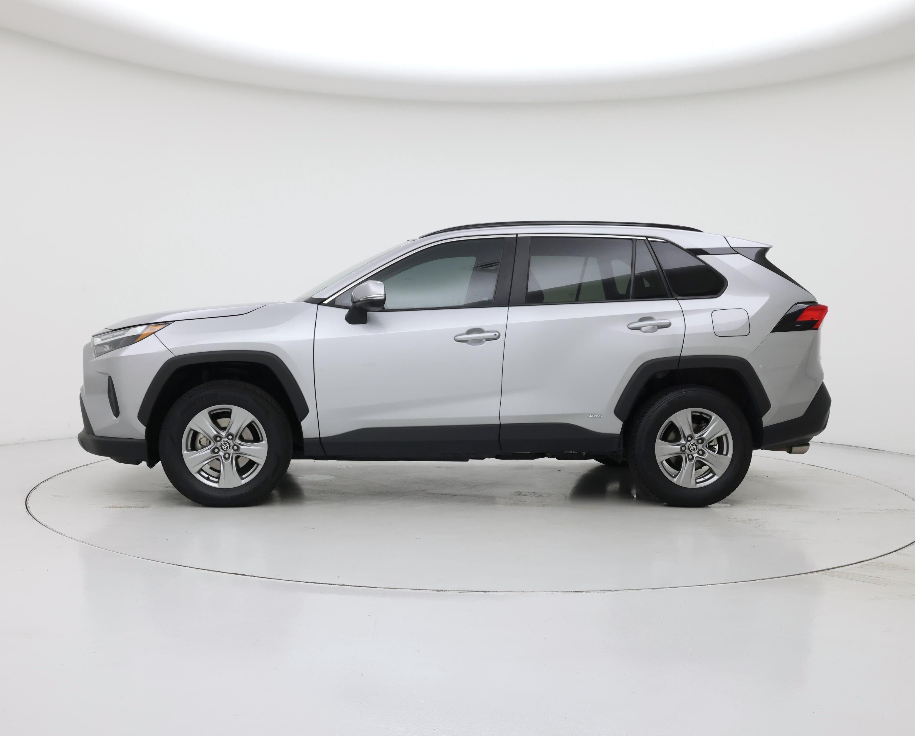 Thumbnail: 2024 Toyota RAV4 - 3