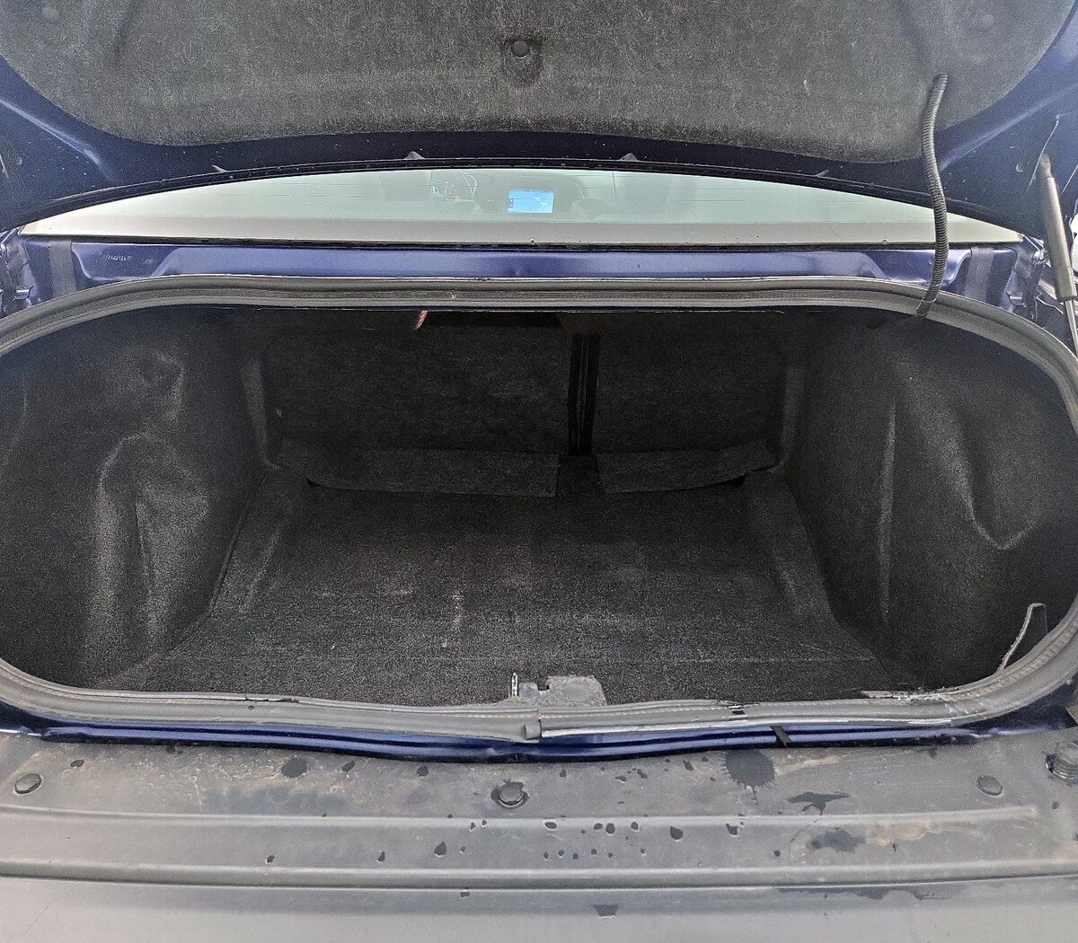 Trunk/Cargo (Seats Up)
