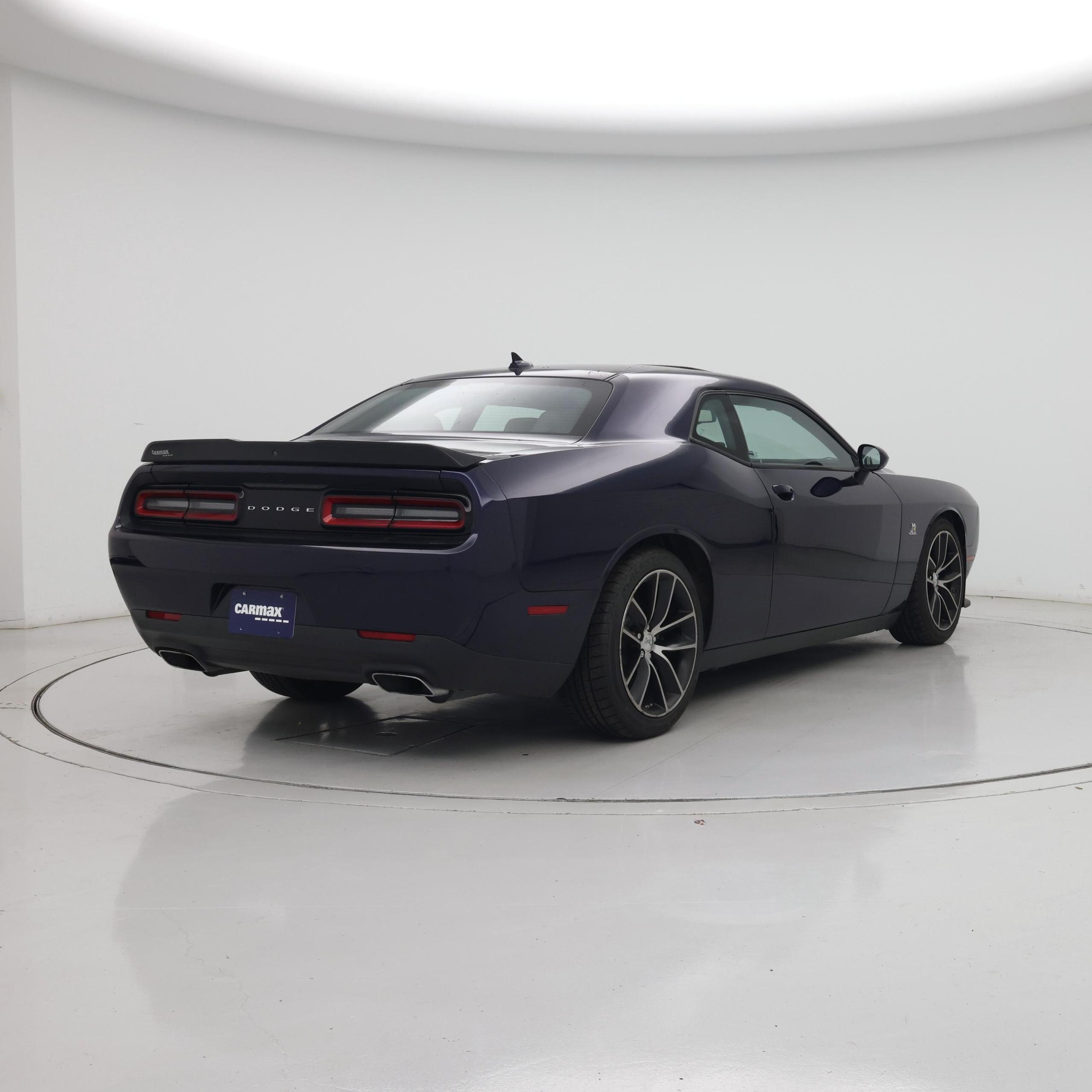 Thumbnail: 2016 Dodge Challenger - 8