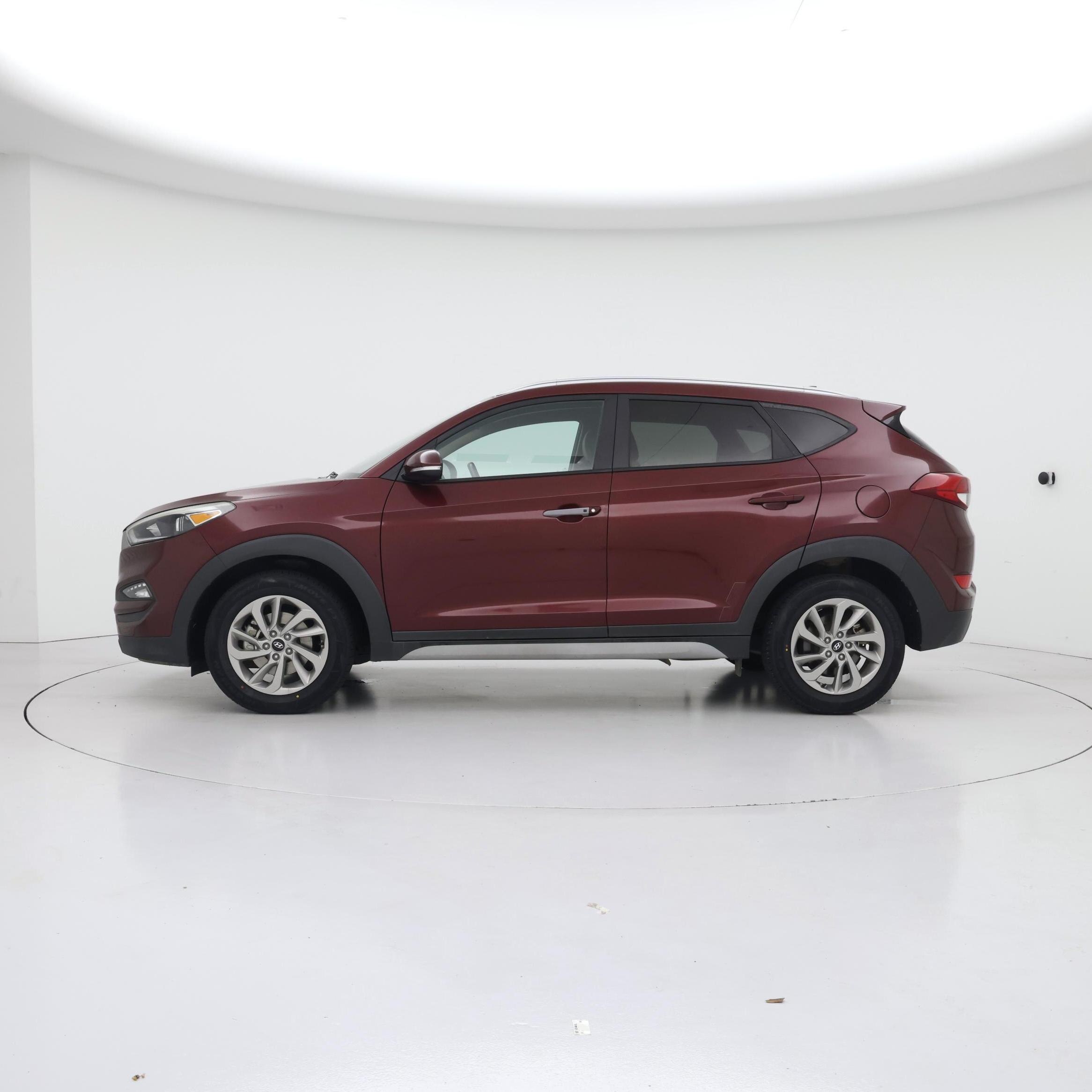 Thumbnail: 2017 Hyundai Tucson - 3