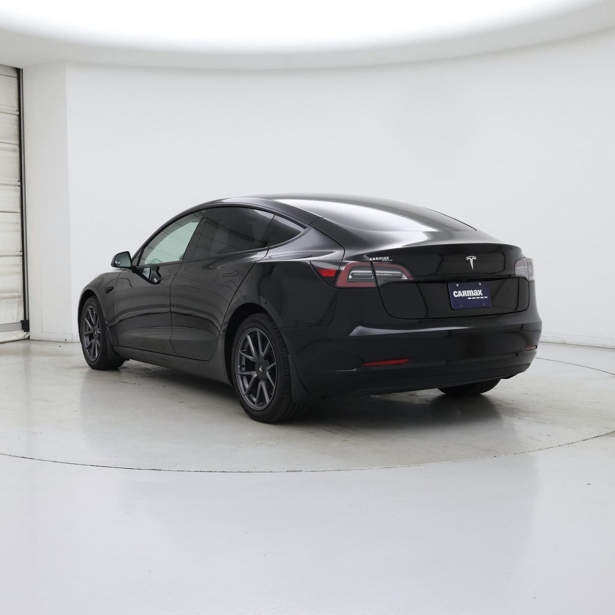Thumbnail: 2023 Tesla Model 3 - 2