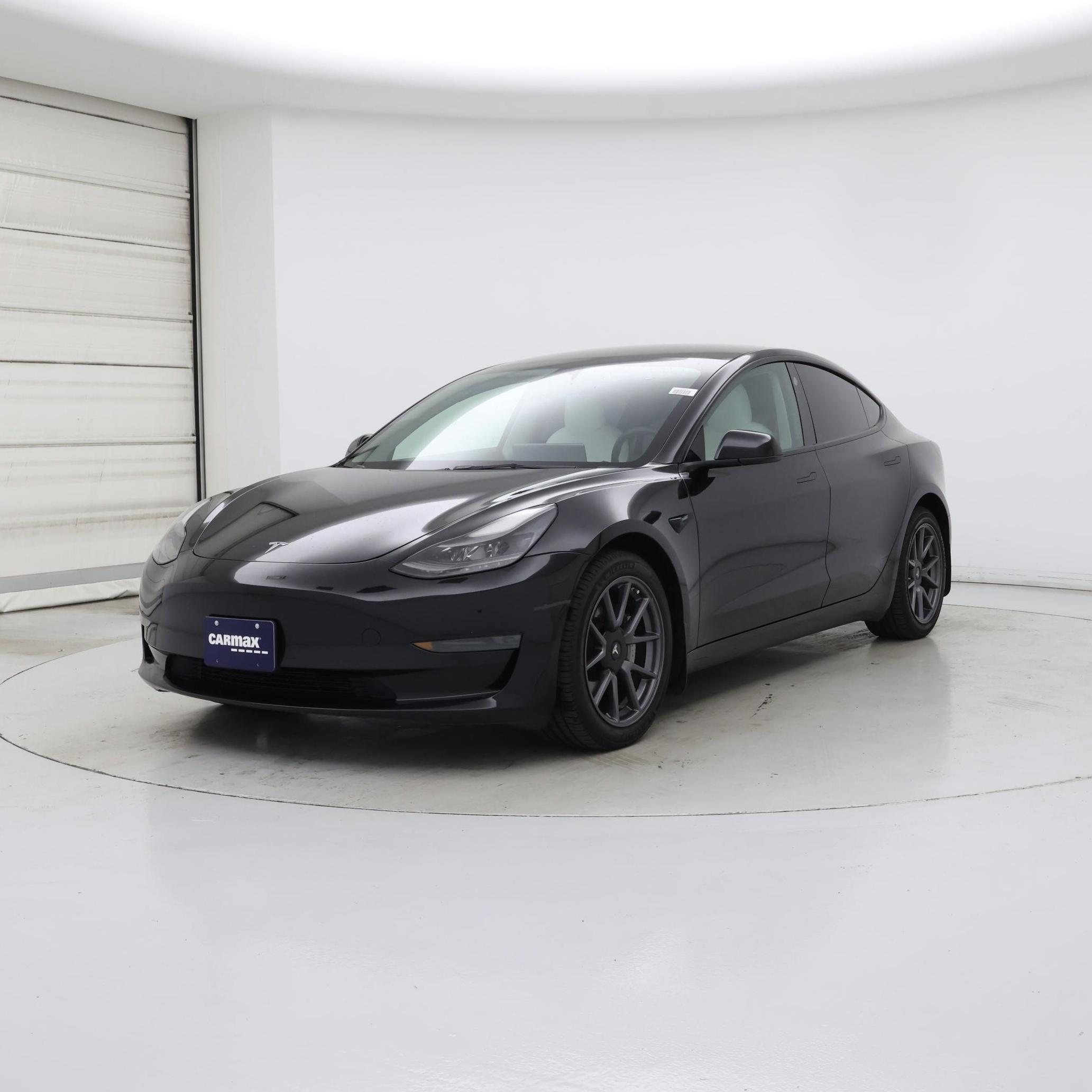 Thumbnail: 2023 Tesla Model 3 - 4