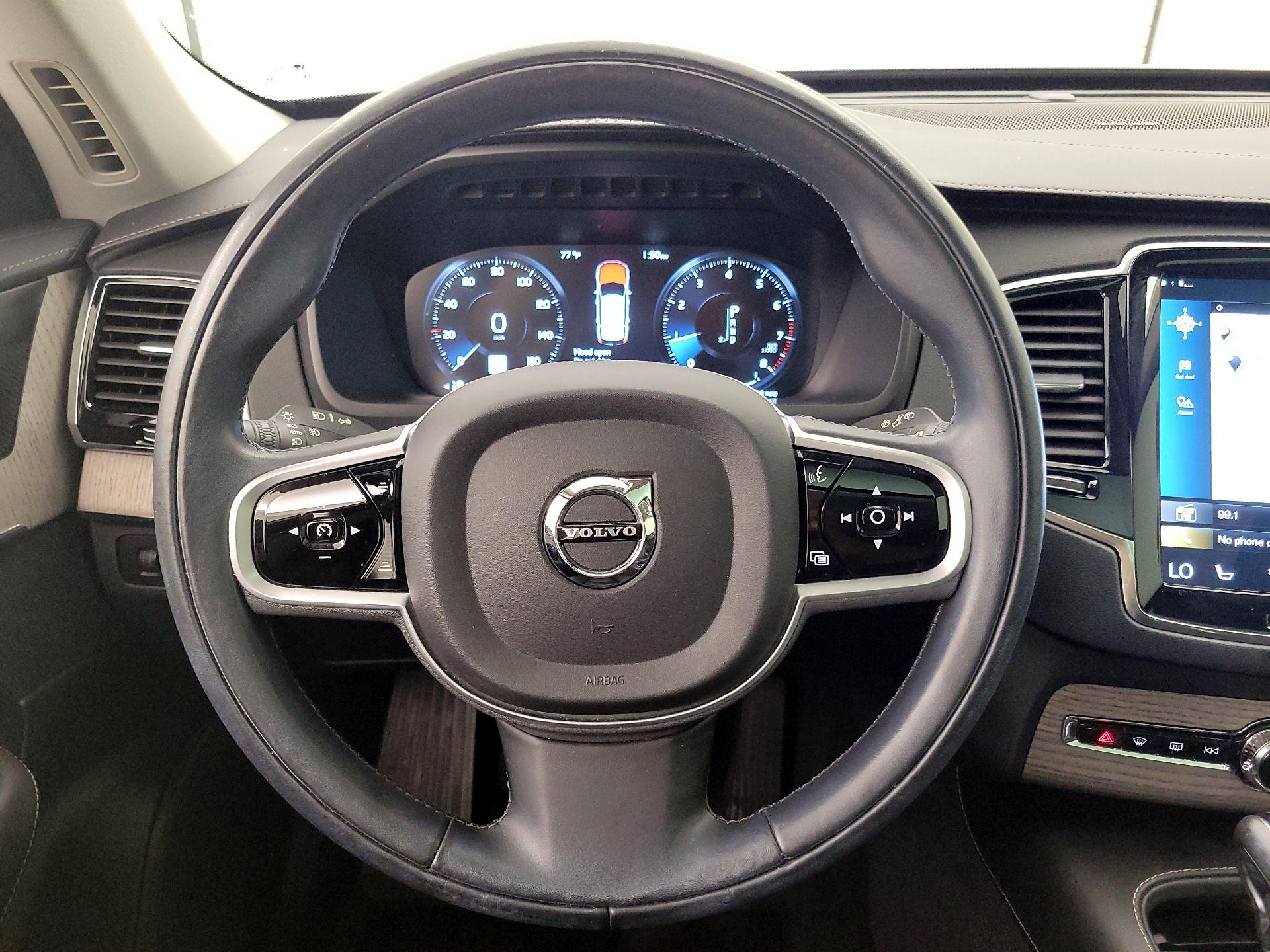 Thumbnail: 2021 Volvo XC90 - 10