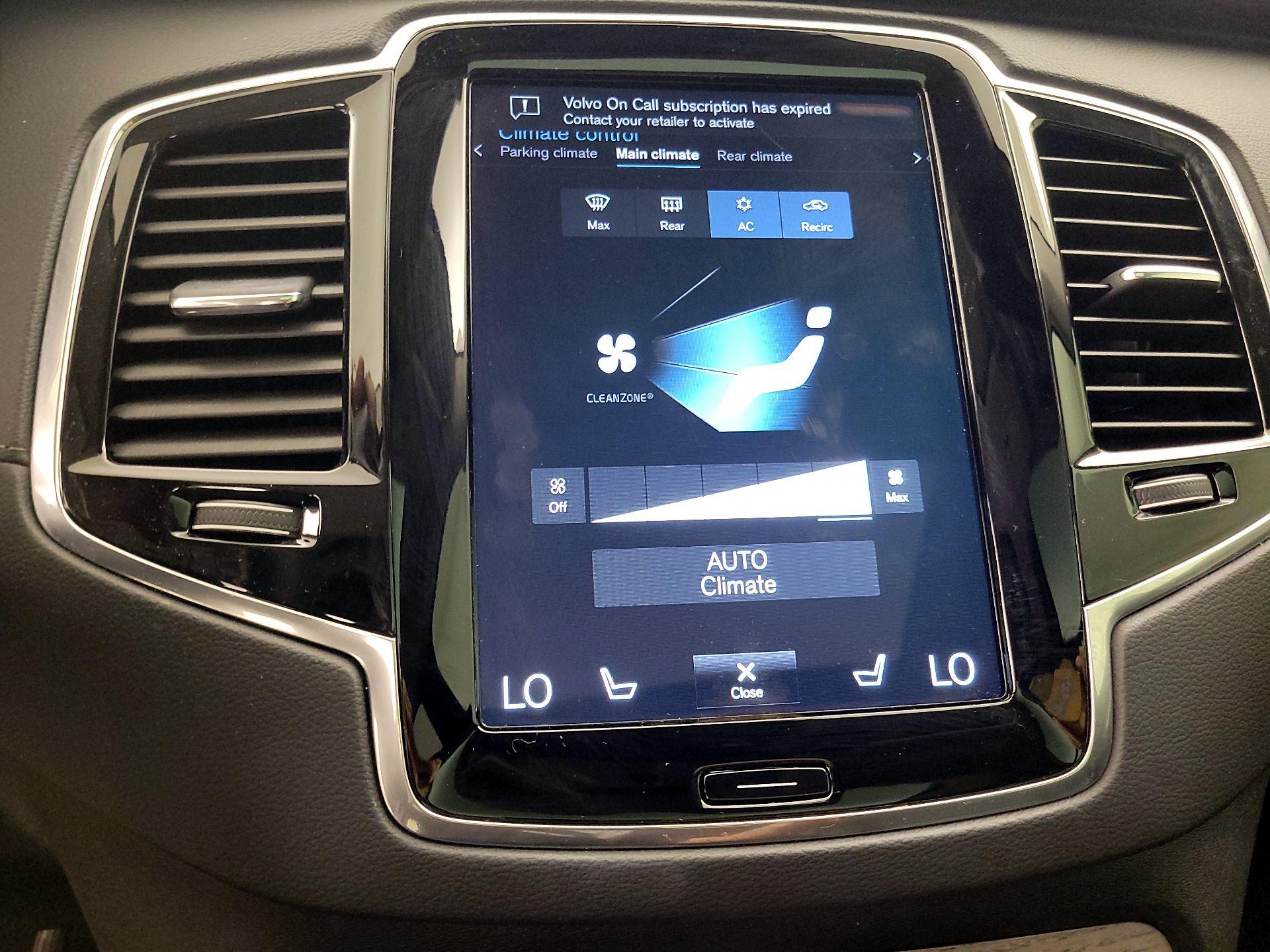 Thumbnail: 2021 Volvo XC90 - 17
