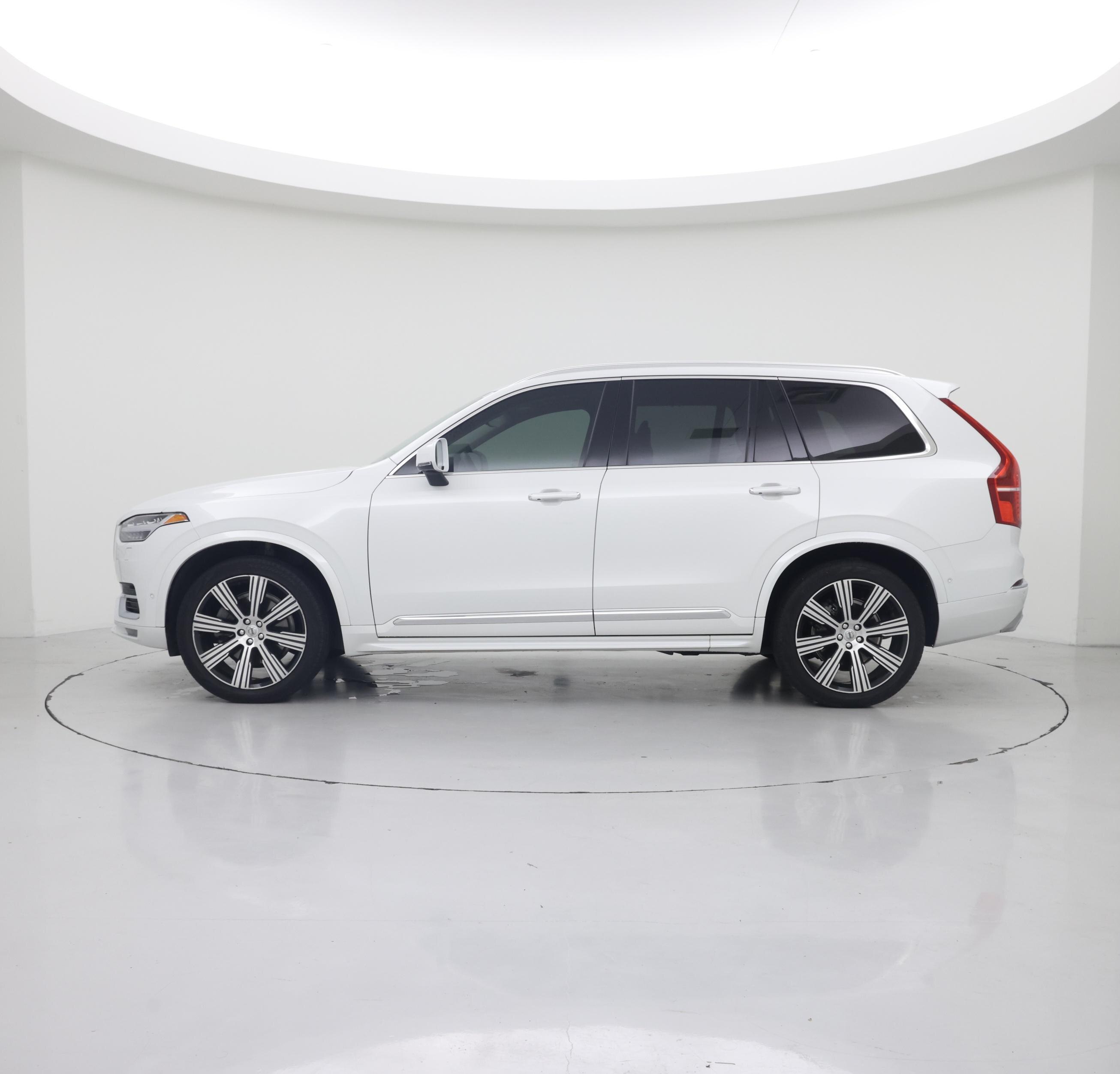 Thumbnail: 2021 Volvo XC90 - 3