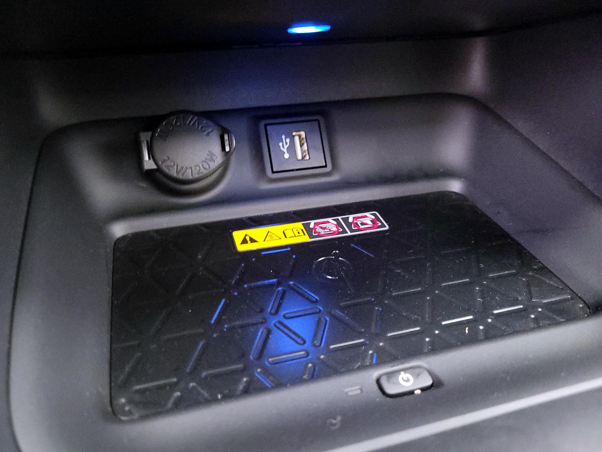 Thumbnail: 2023 Toyota RAV4 - 18