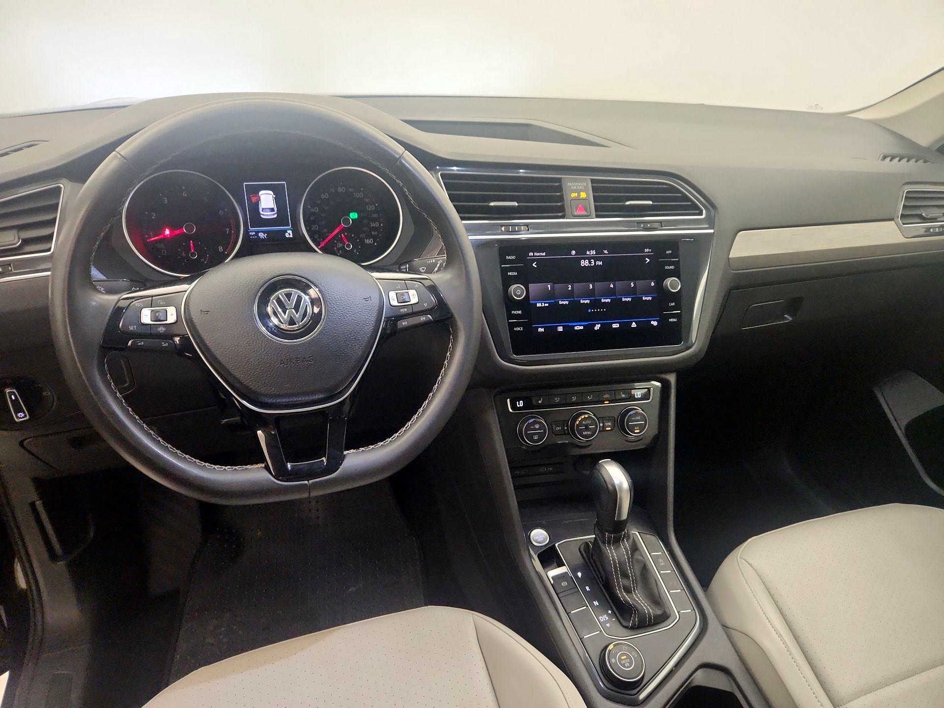 Thumbnail: 2021 Volkswagen Tiguan - 9