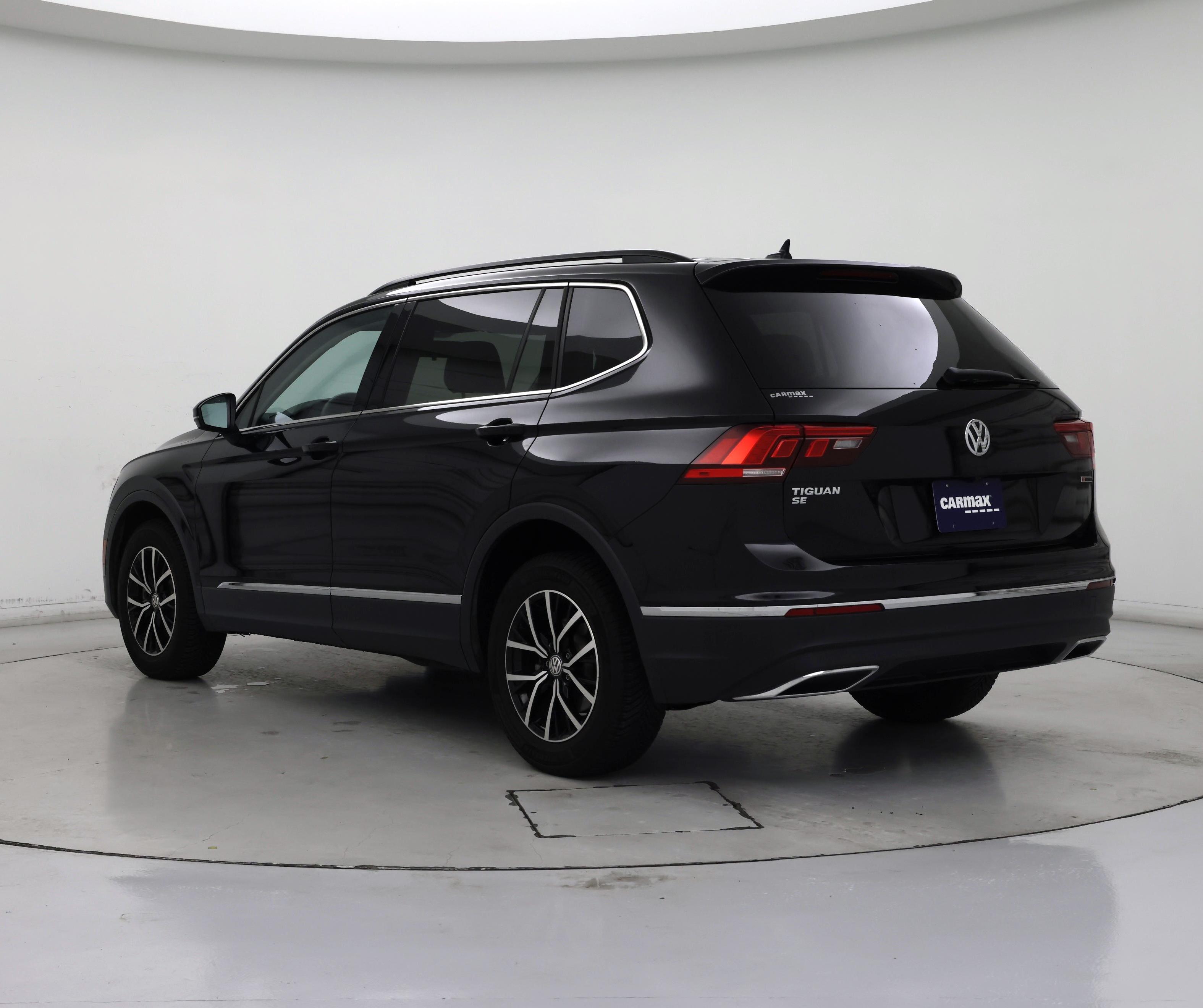 Thumbnail: 2021 Volkswagen Tiguan - 2