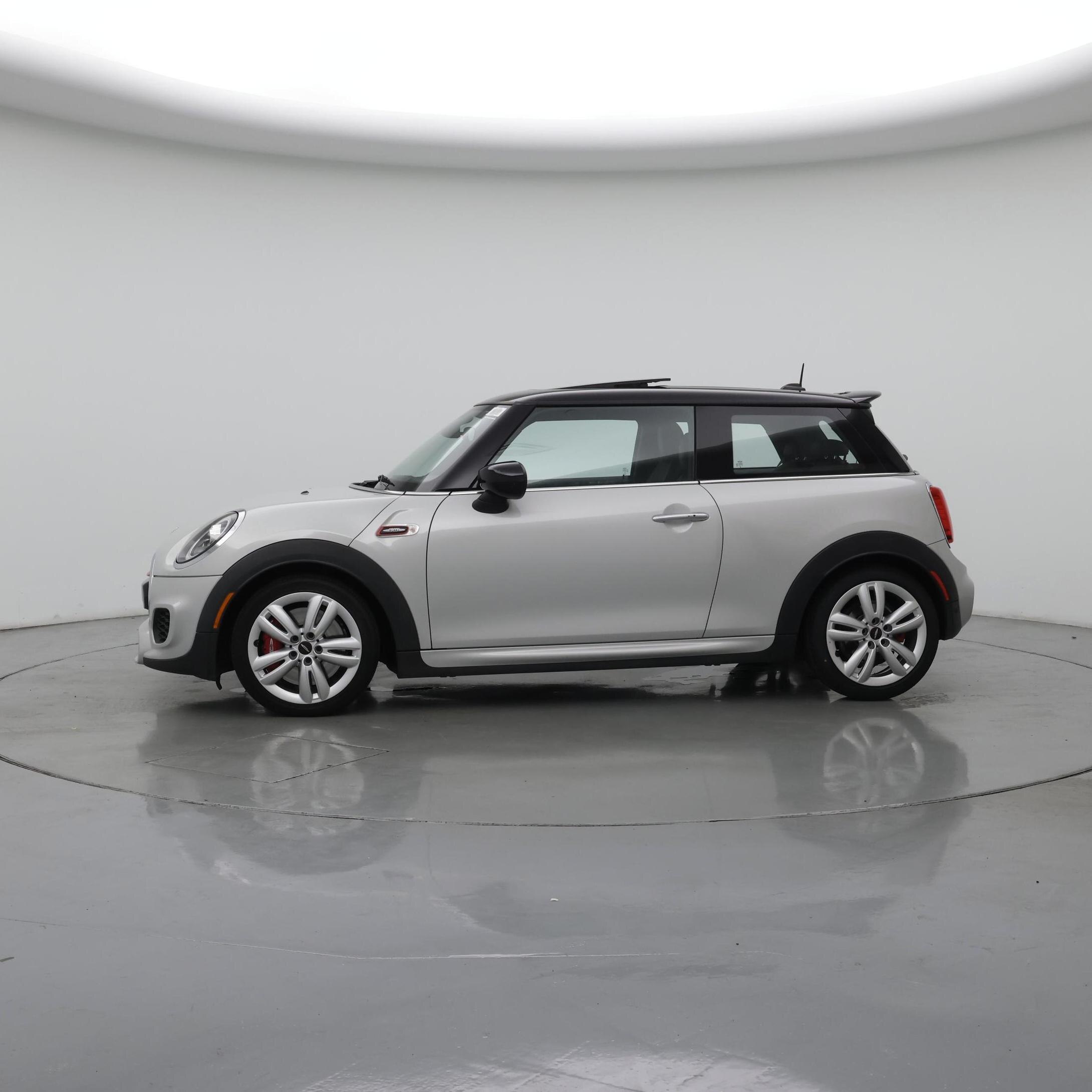 Thumbnail: 2021 MINI Cooper Hardtop - 3