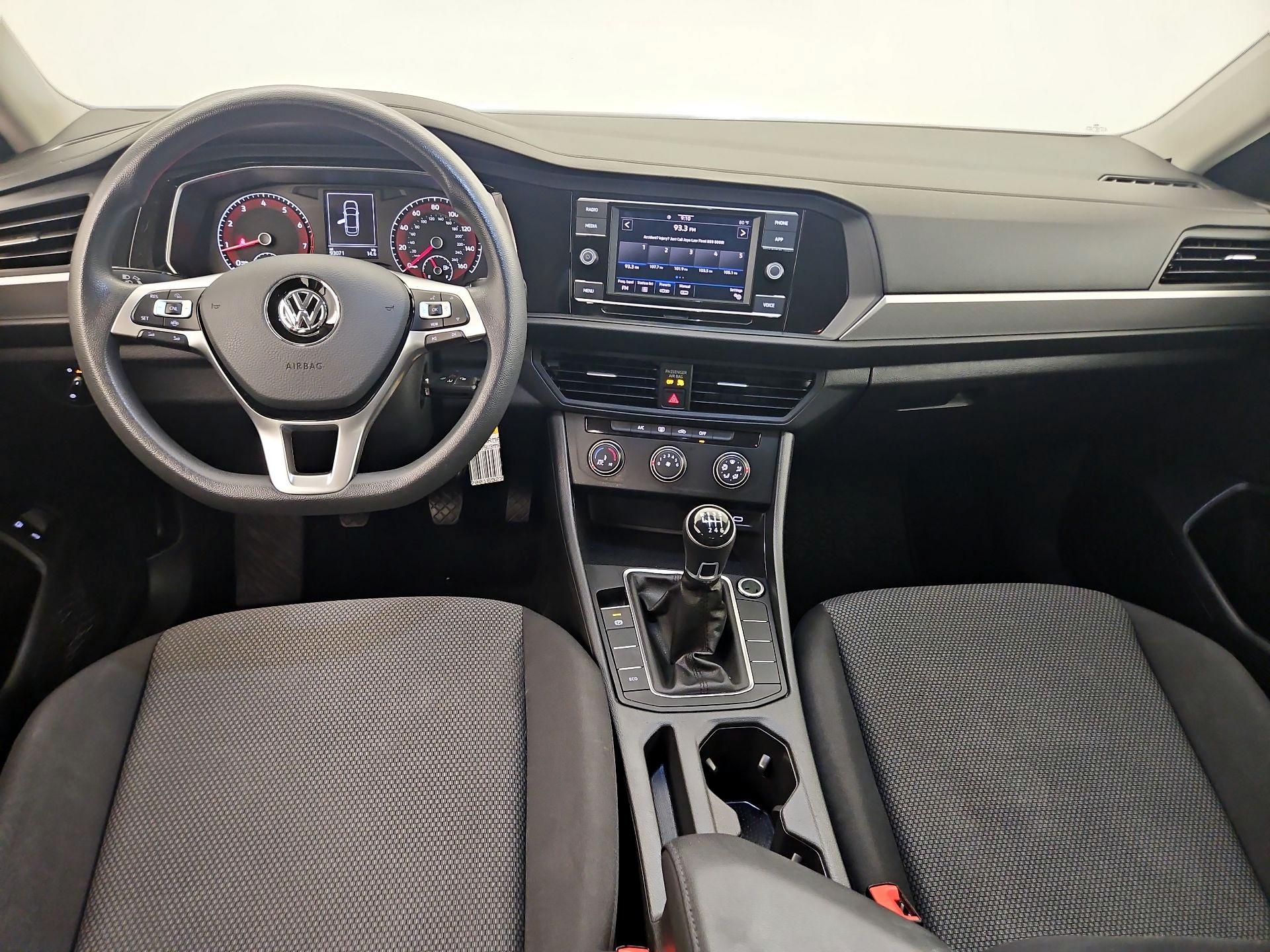 Thumbnail: 2021 Volkswagen Jetta - 9