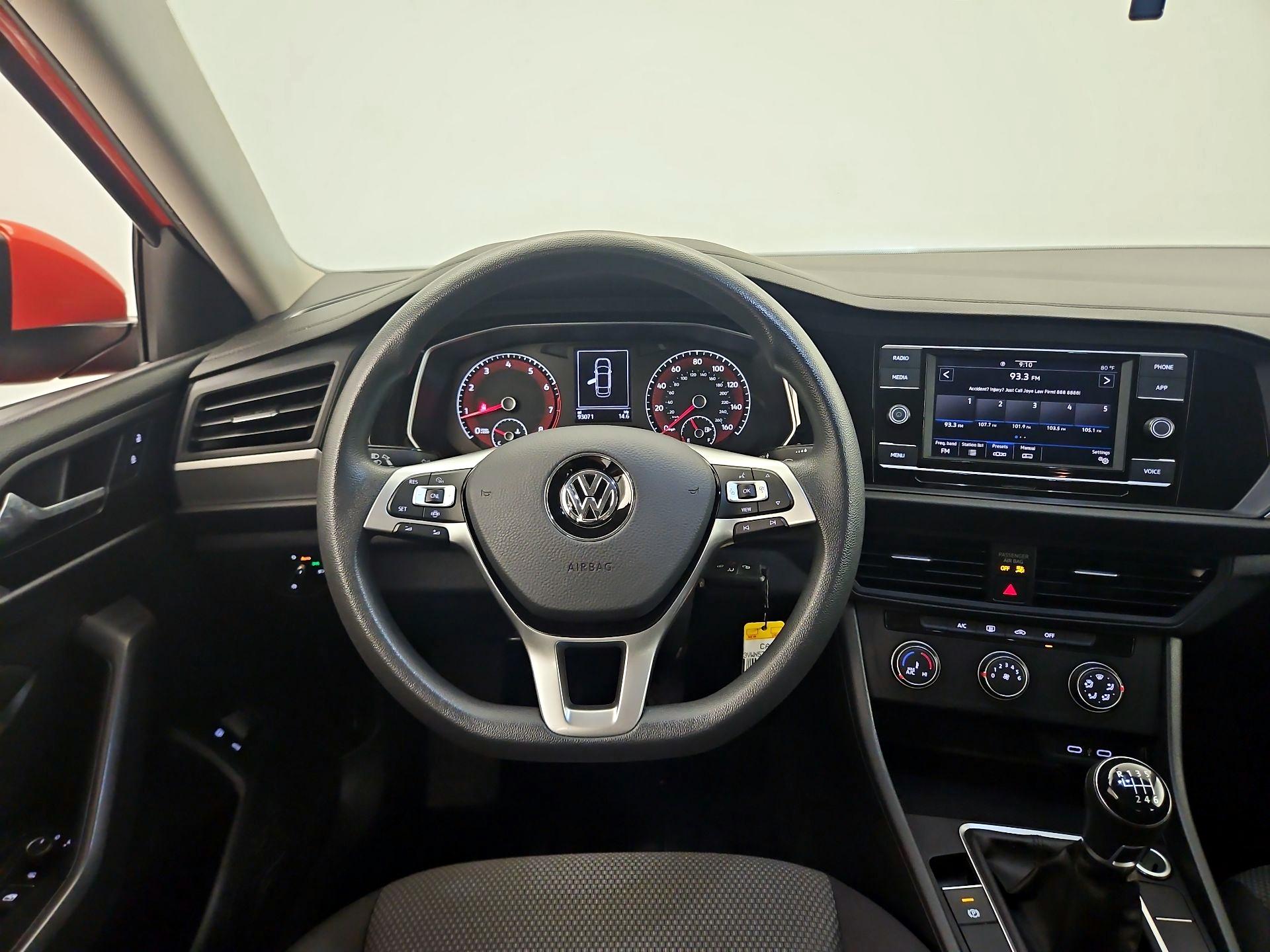 Thumbnail: 2021 Volkswagen Jetta - 10