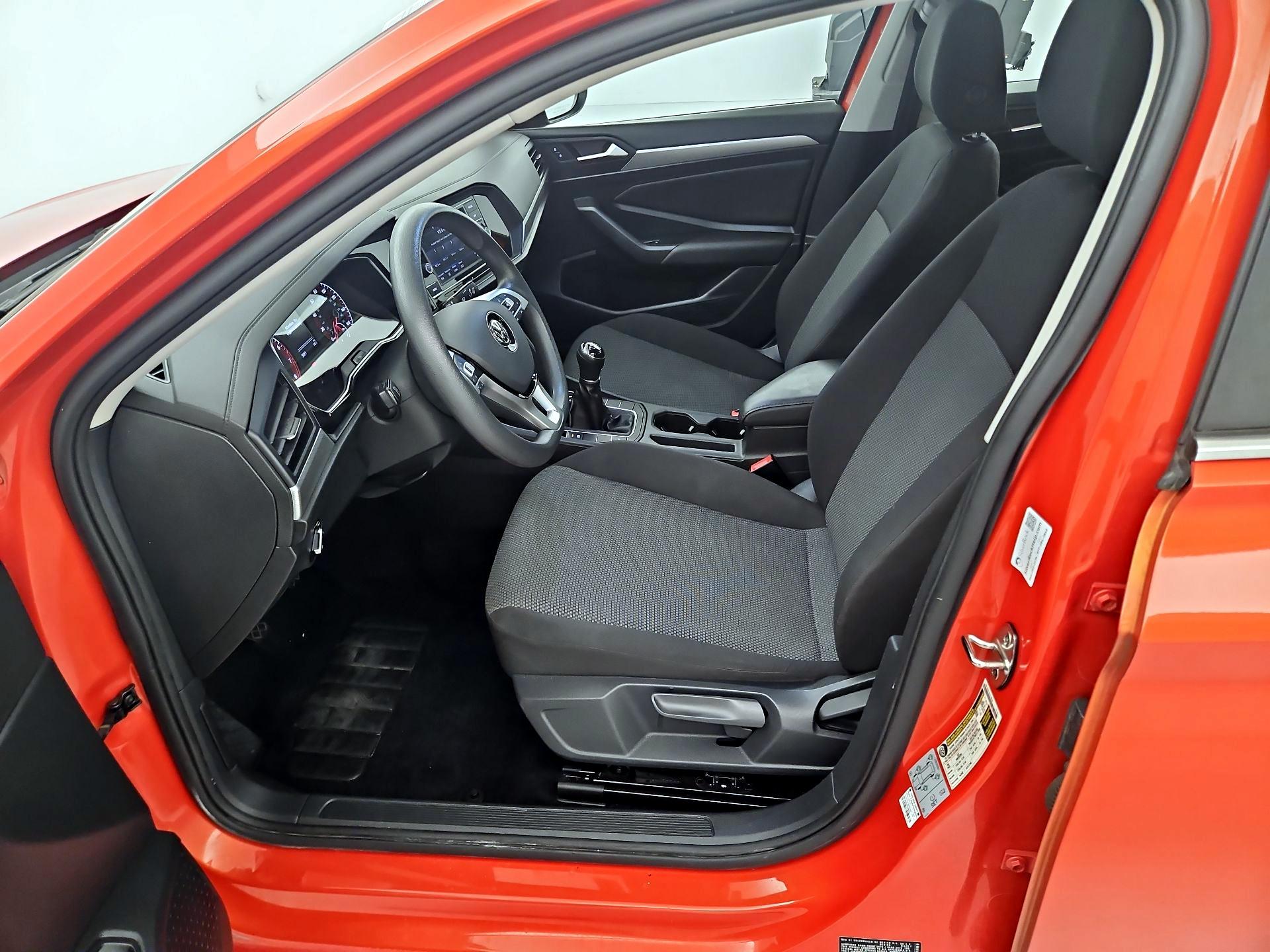 Thumbnail: 2021 Volkswagen Jetta - 11