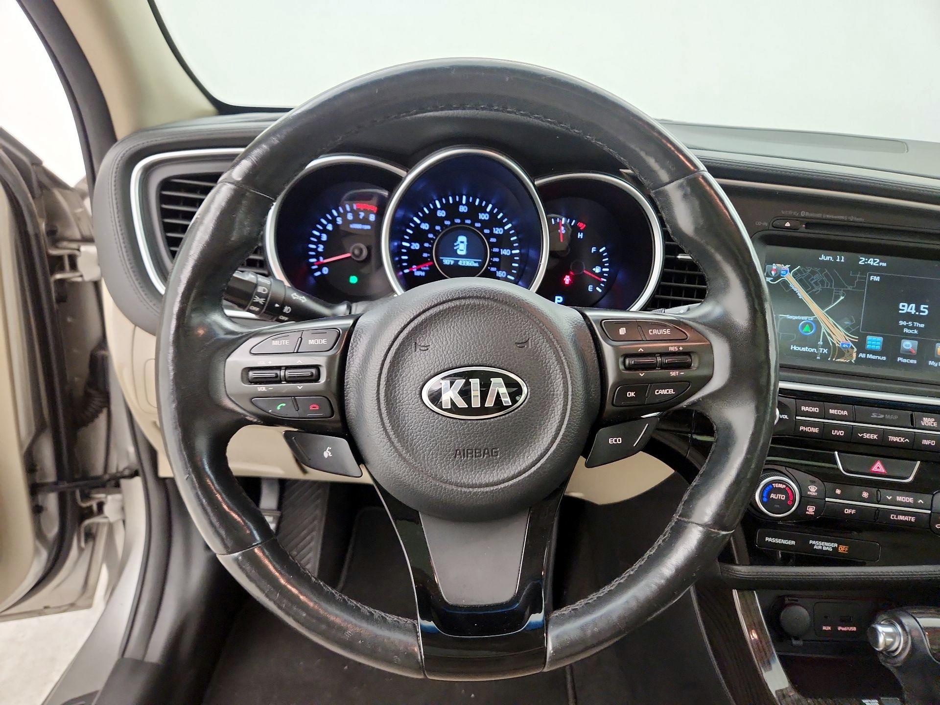 Thumbnail: 2015 Kia Optima - 10